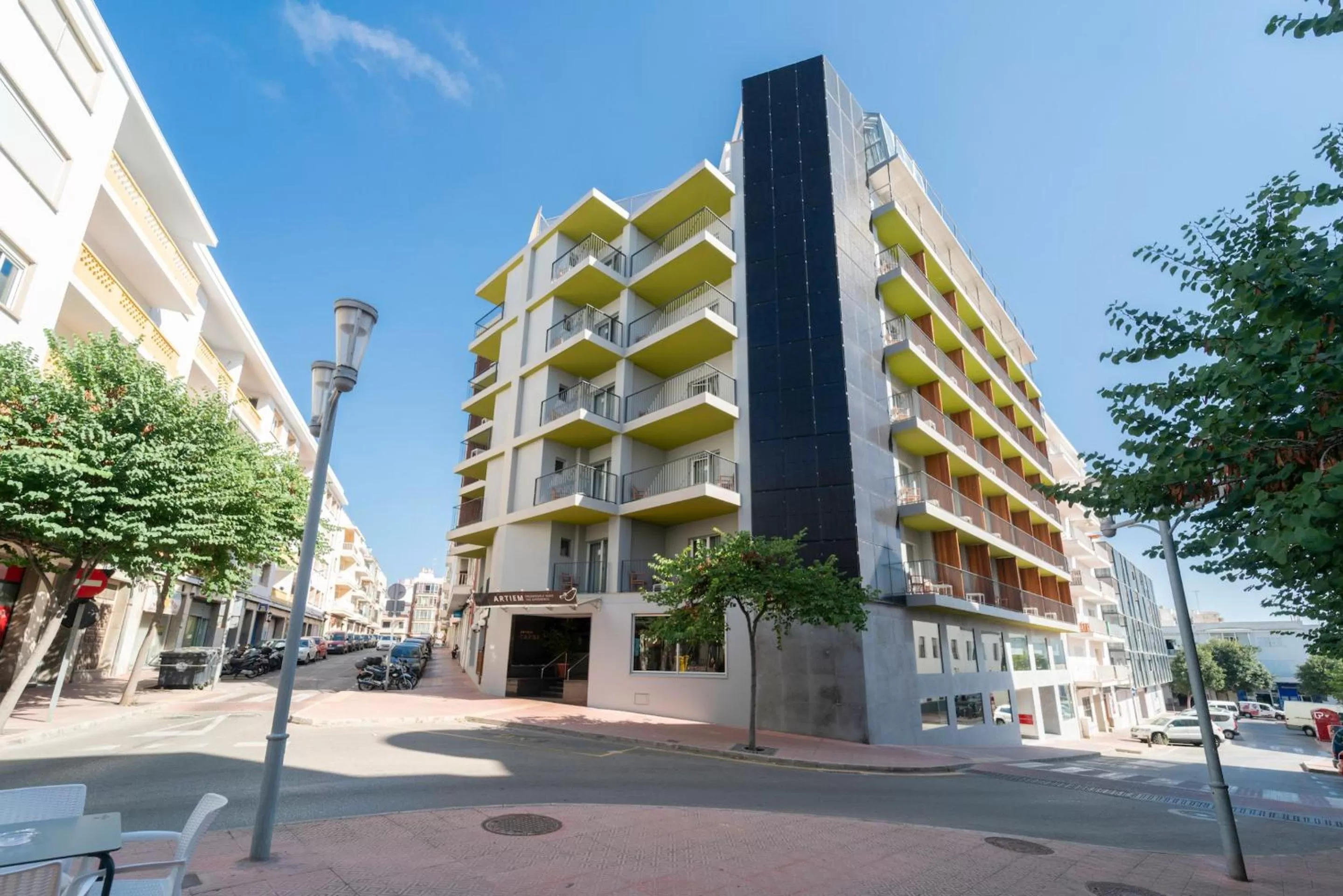 Property building in ARTIEM Capri