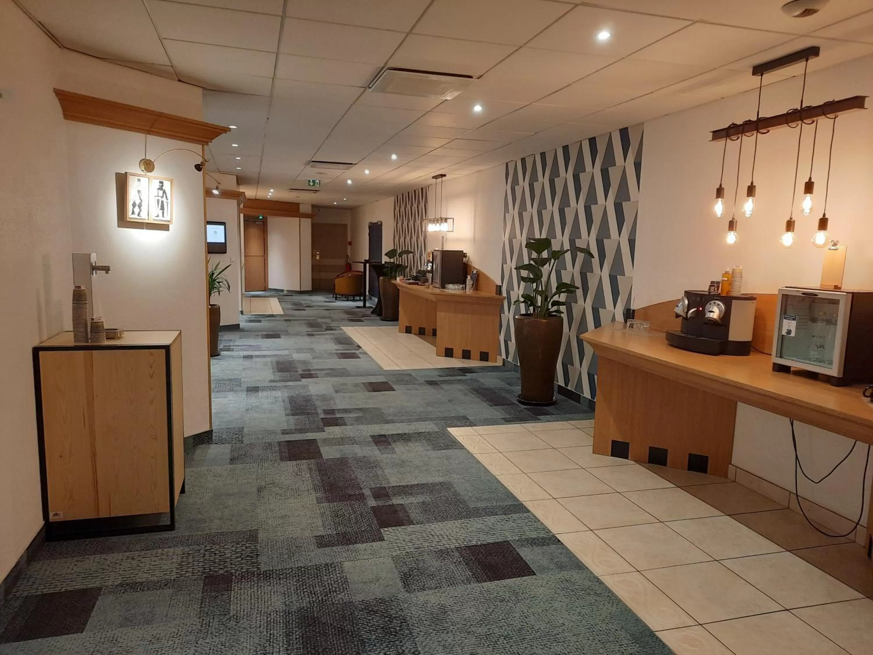 Business facilities in Mercure Rennes Centre Gare