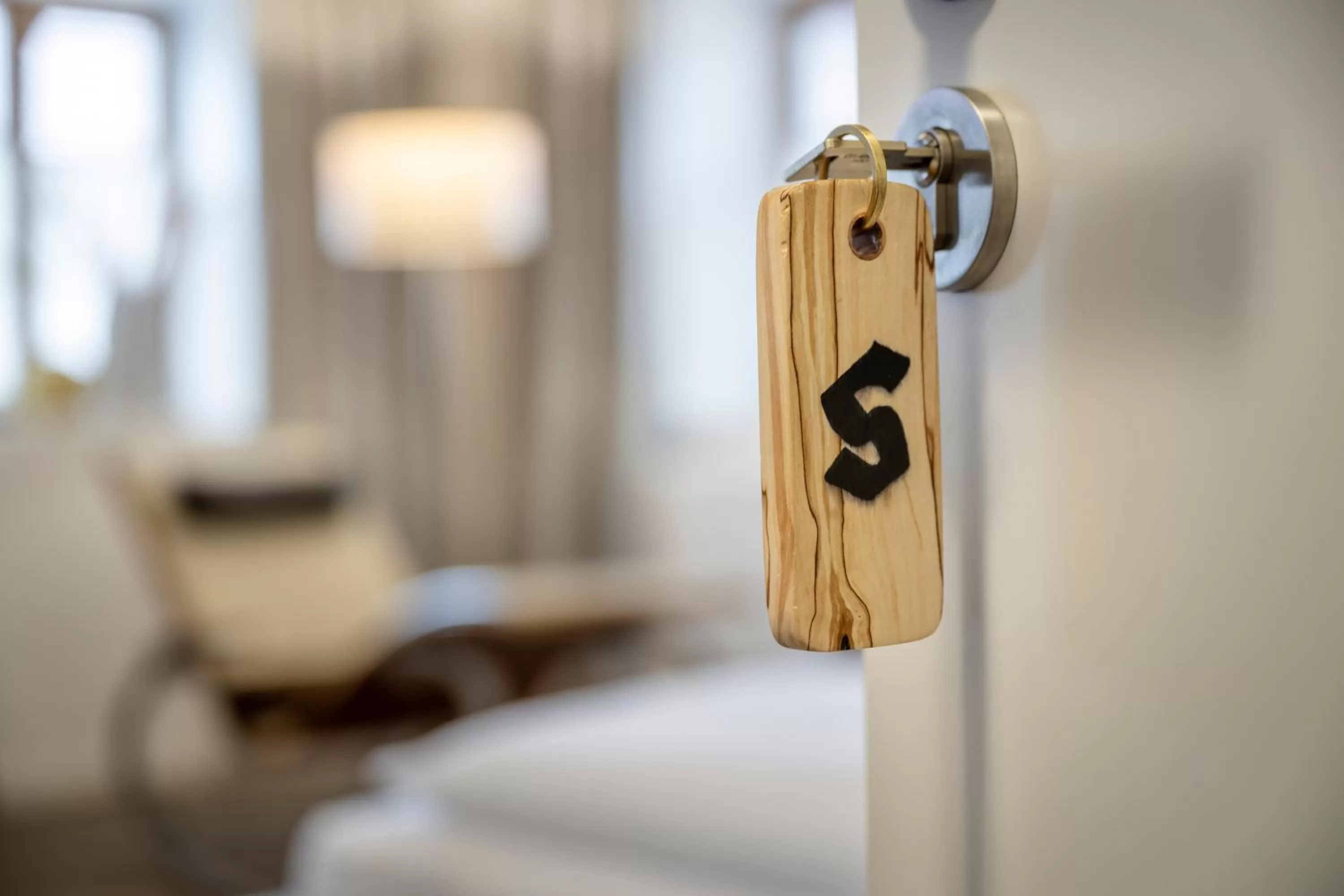 Text overlay, Bed in Gasthaus Unterwirt