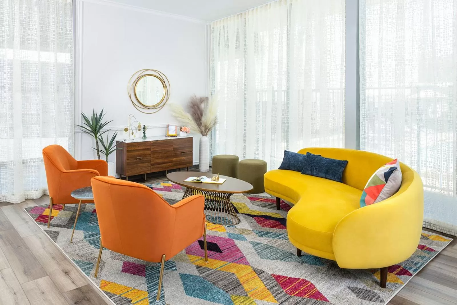 Lobby or reception in The Sojourn Los Angeles - Sherman Oaks