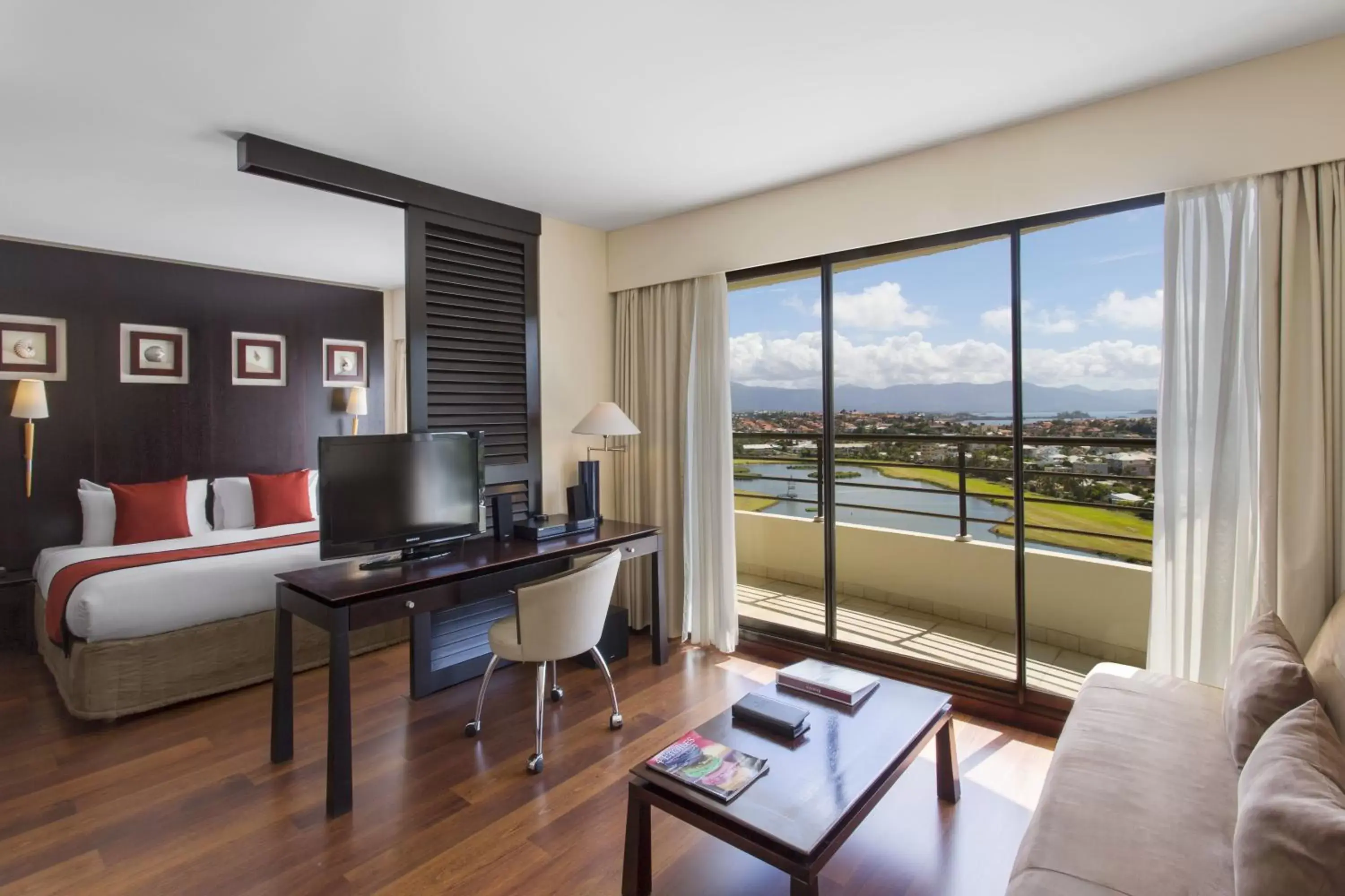 Junior Suite in Ramada Hotel & Suites by Wyndham Noumea Junior Suite in Ramada Hotel & Suites by Wyndham Noumea