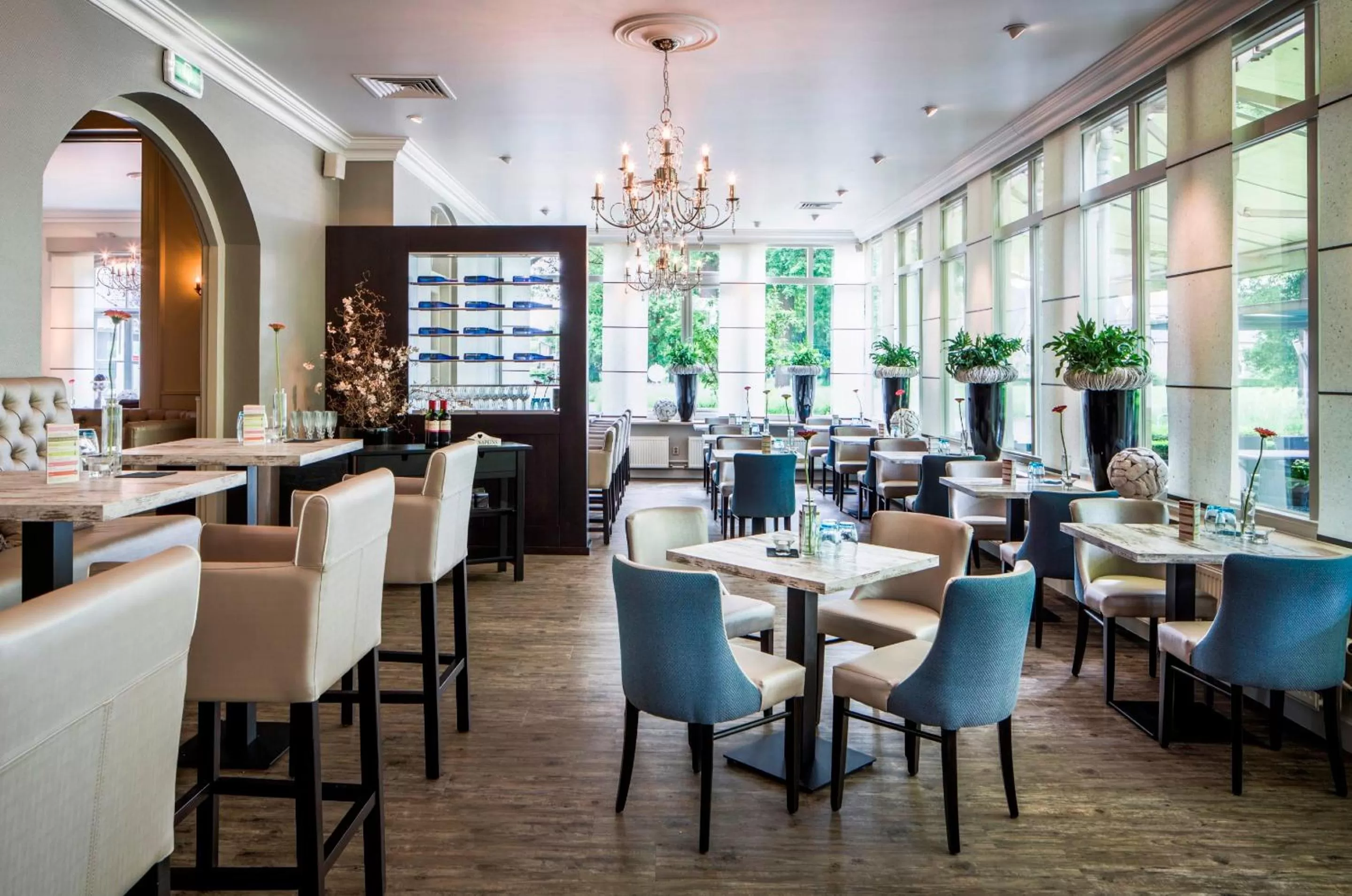 Restaurant/places to eat in Hampshire Hotel - Avenarius