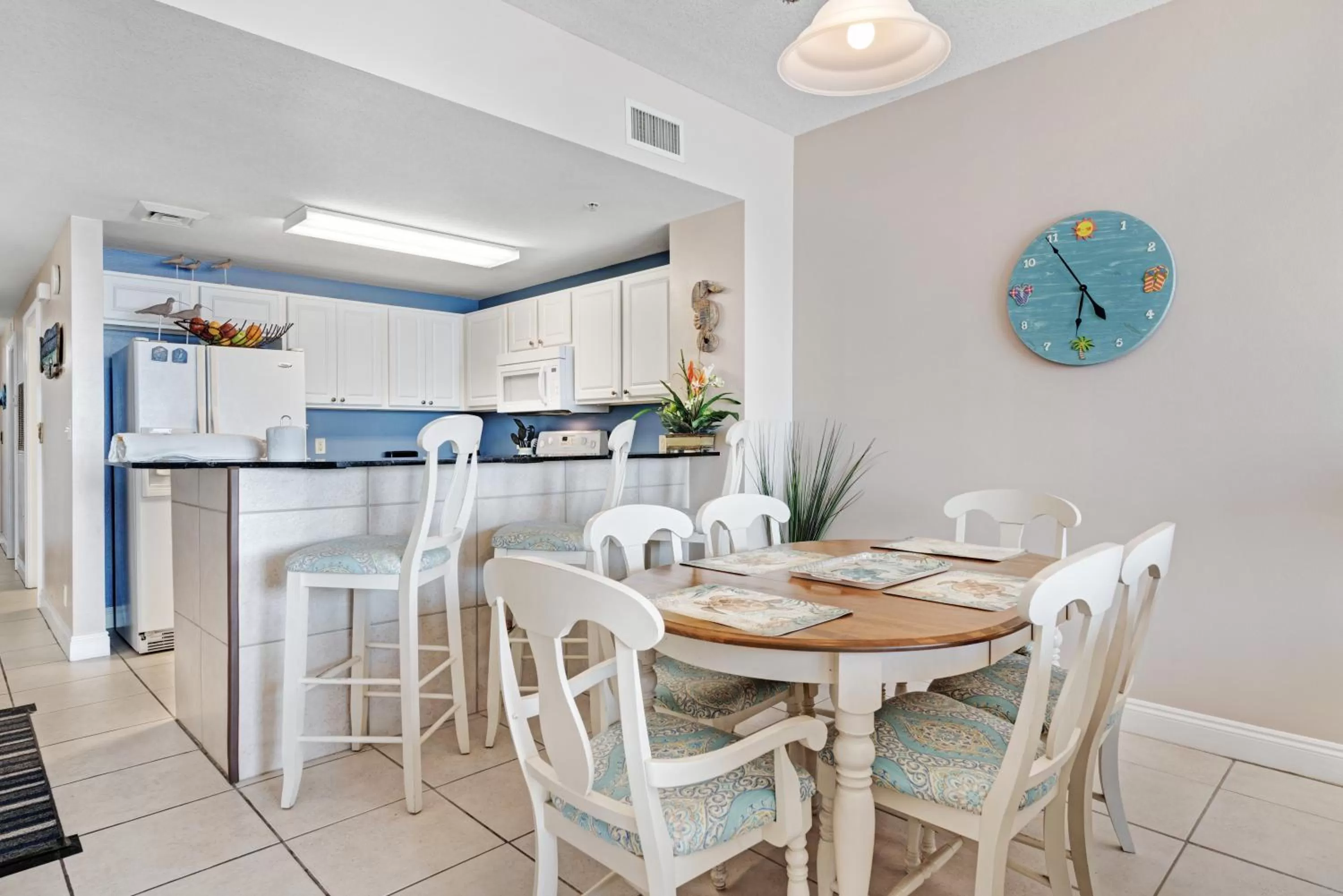 Dining Area in Calypso Resort