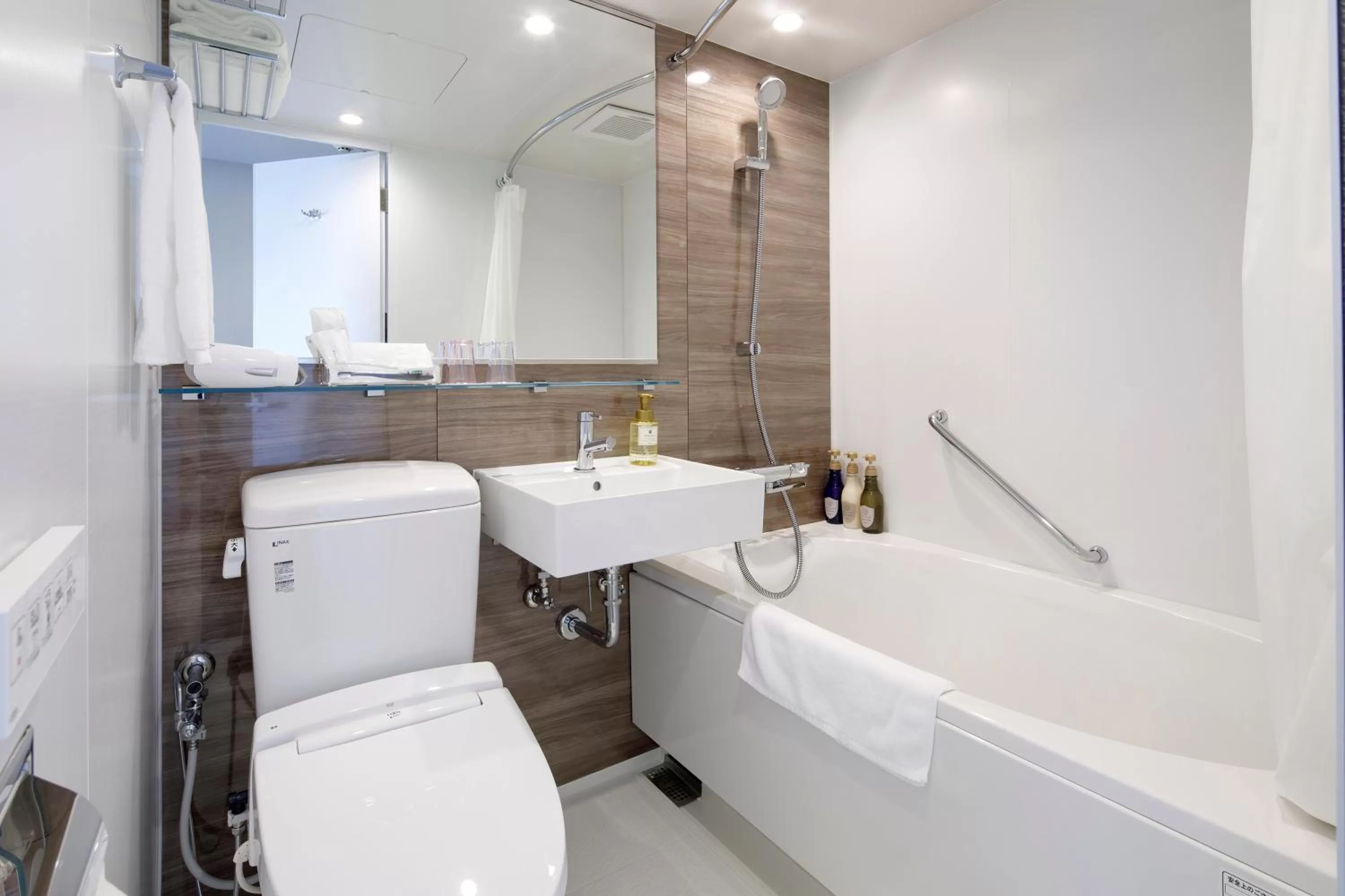 Bathroom in HOTEL MYSTAYS Hakodate Goryokaku