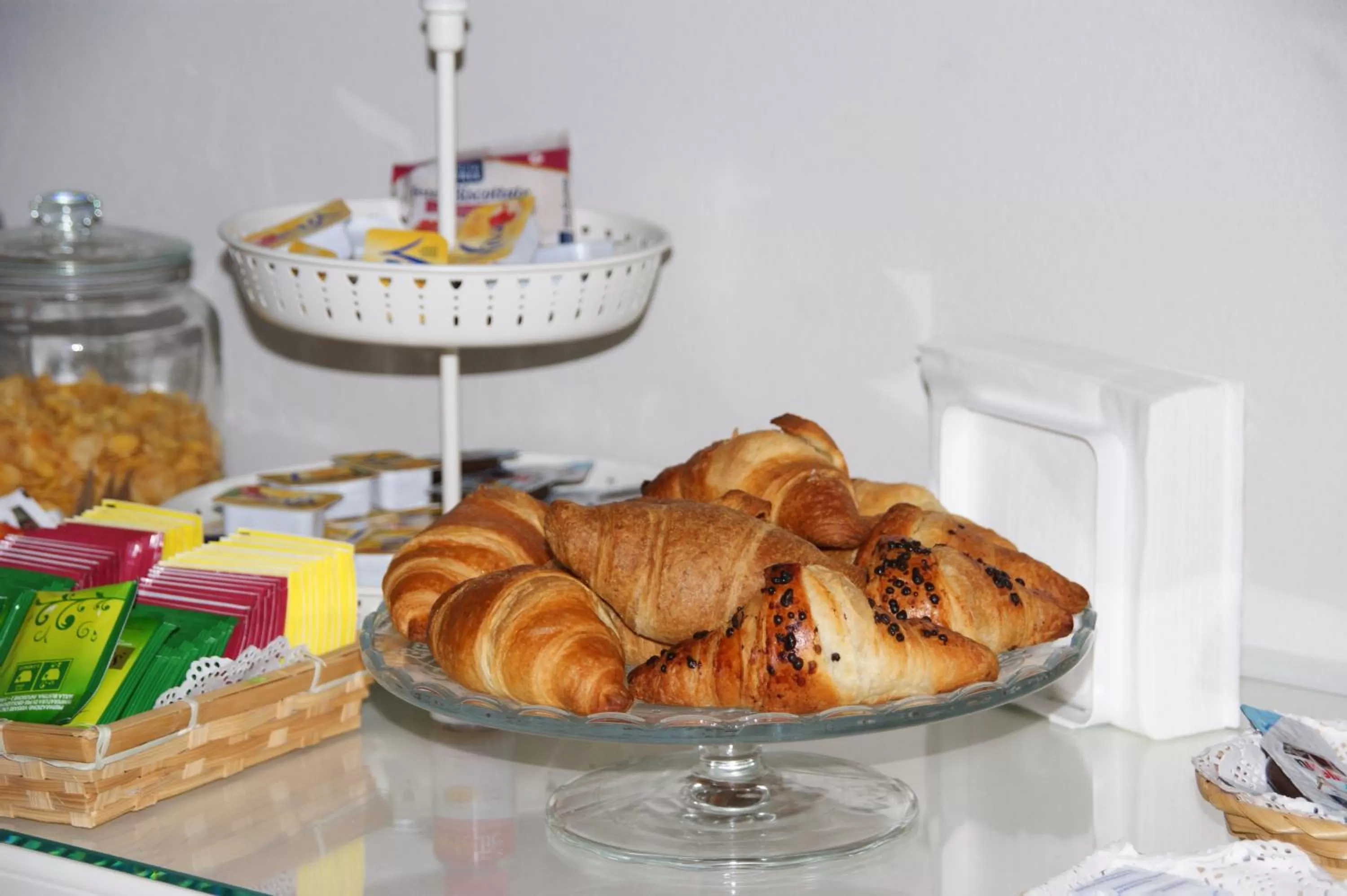 Food and drinks in LA DAMA ROOM&BREAKFAST