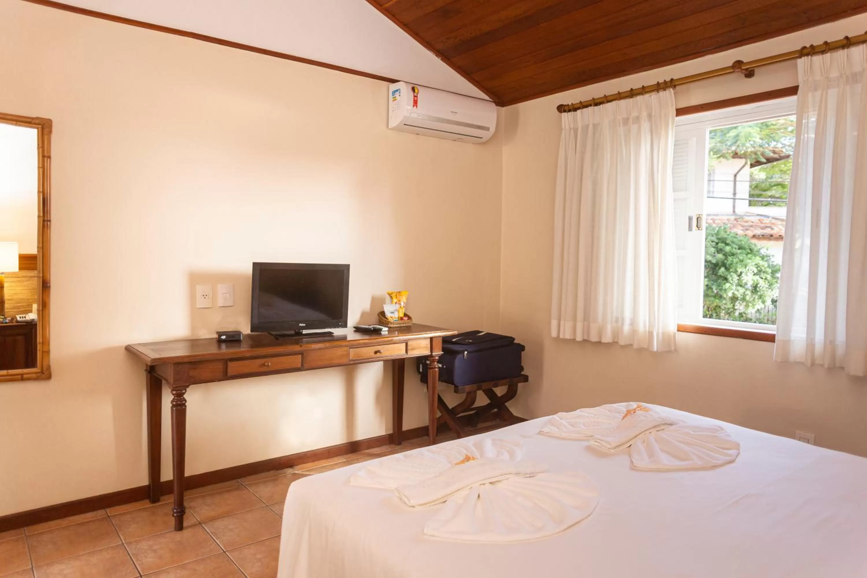 Bed in Pousada Corsario Buzios