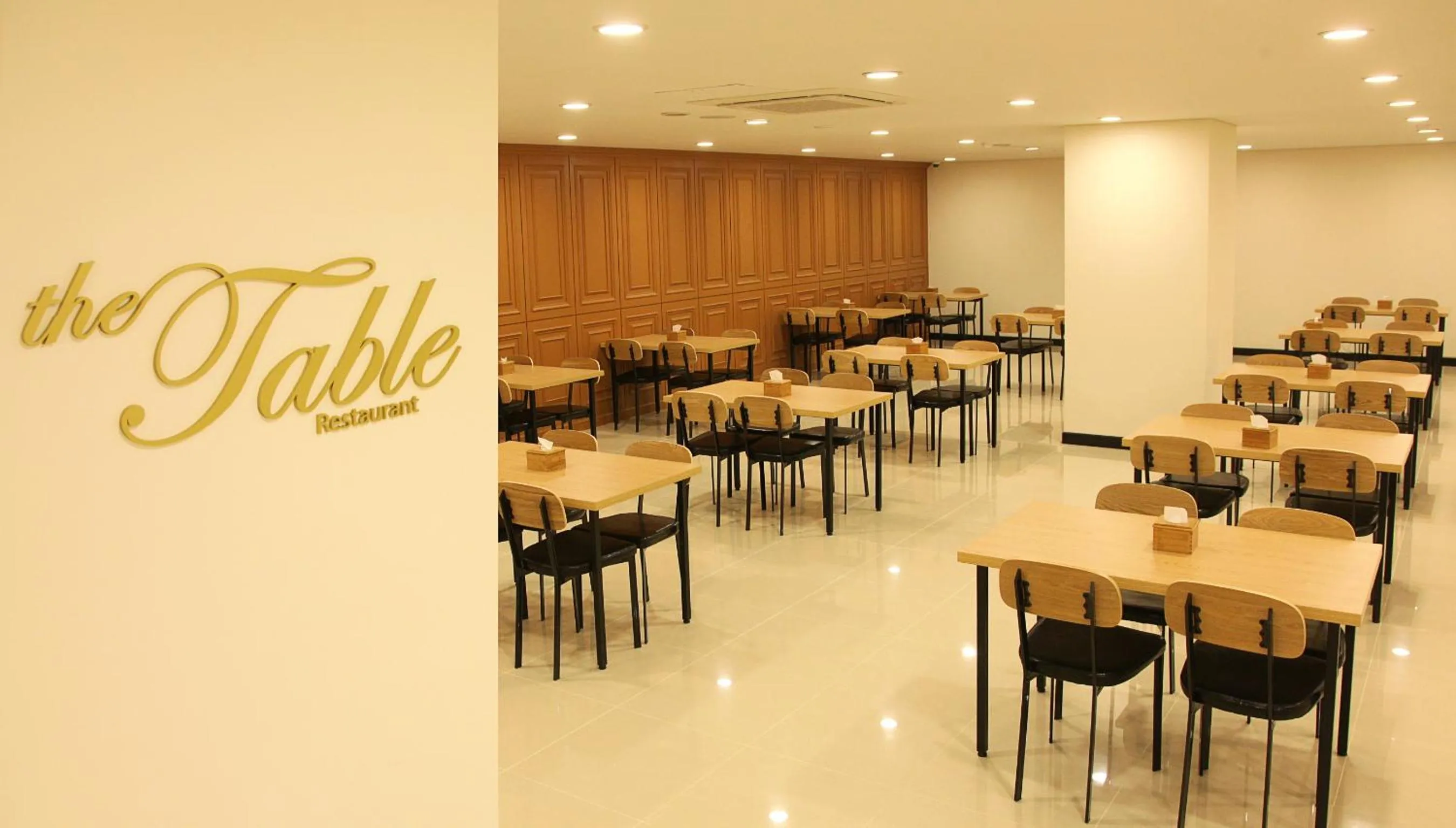 Restaurant/places to eat in Hotel Skypark Jeju 1 Newly renovated