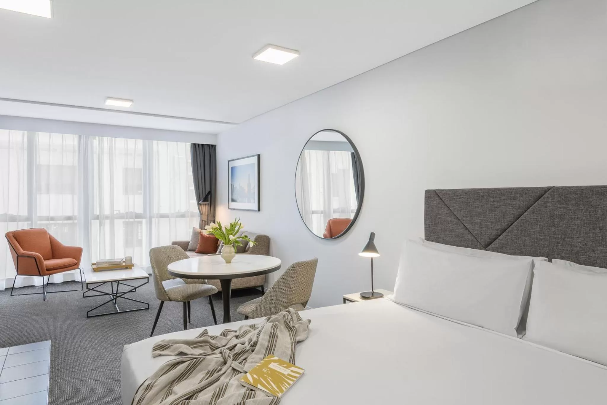 Bed in Meriton Suites Adelaide Street, Brisbane