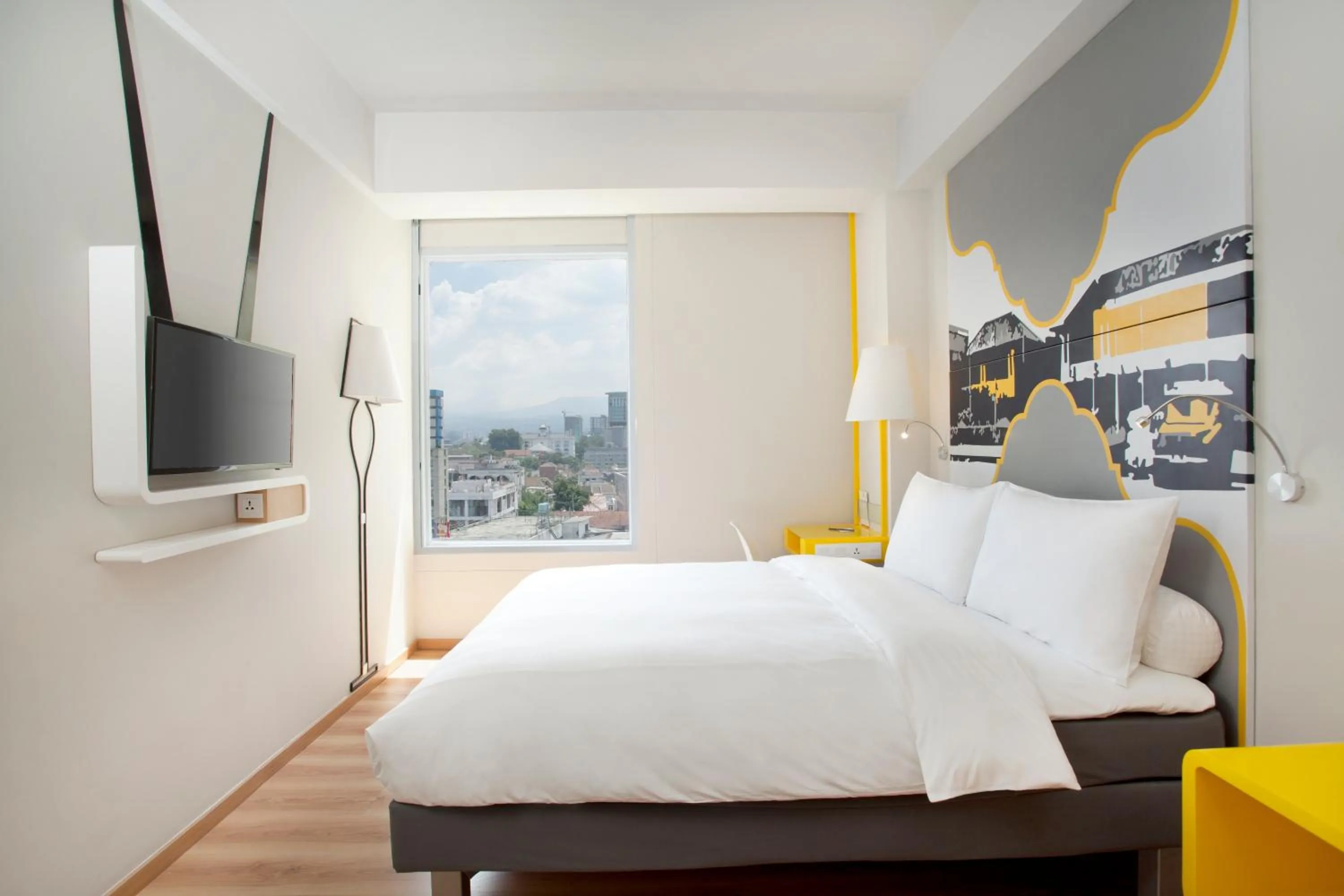 Bed in KIMAYA Braga Bandung by HARRIS