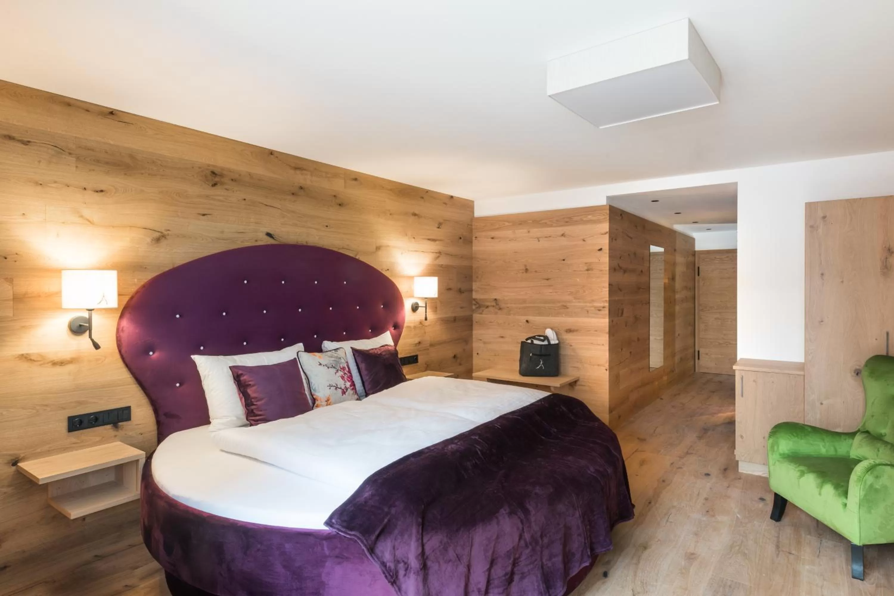 Bed in Boutiquehotel die Alpbacherin 4 Sterne Superior