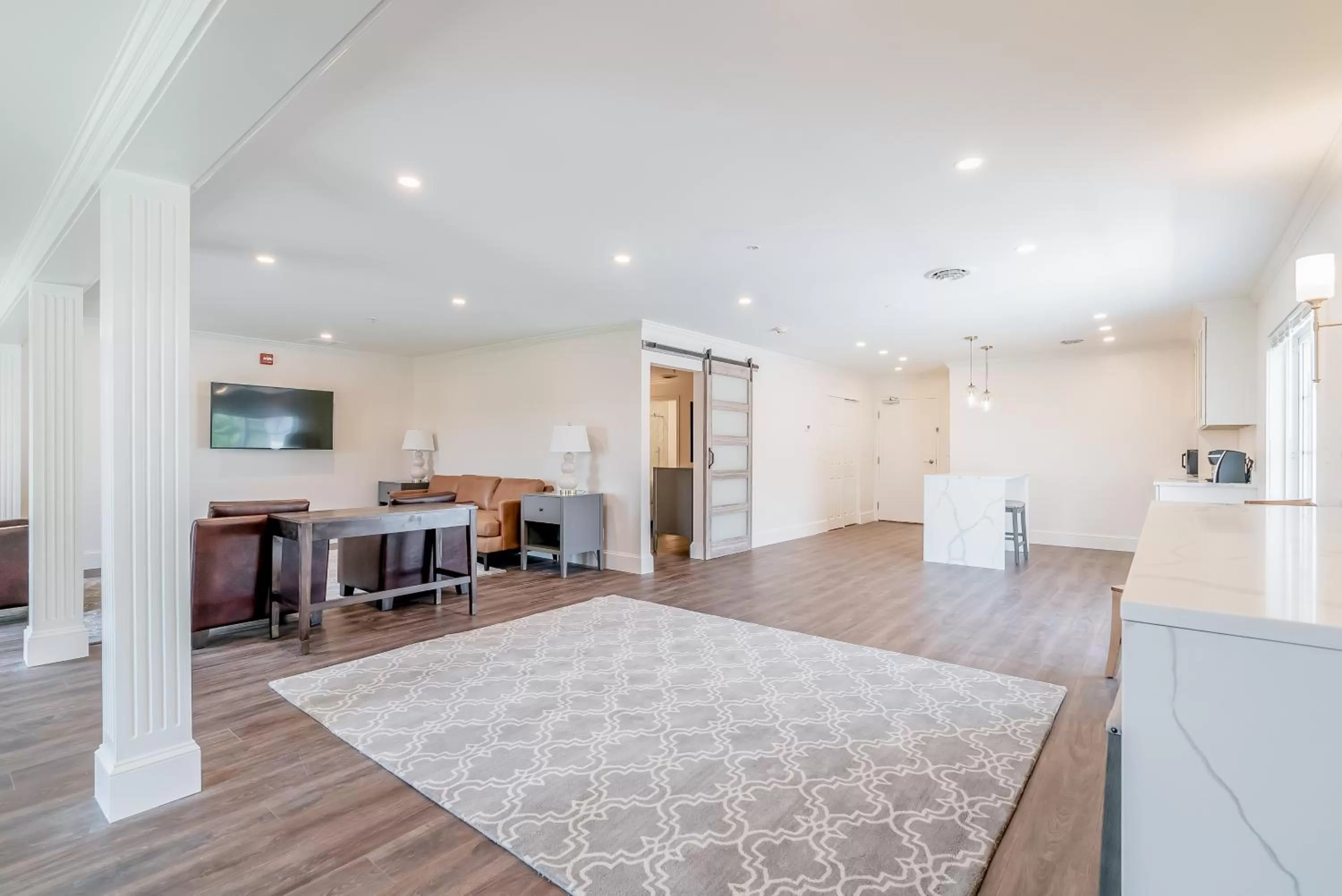 TV and multimedia in Chateau Renault