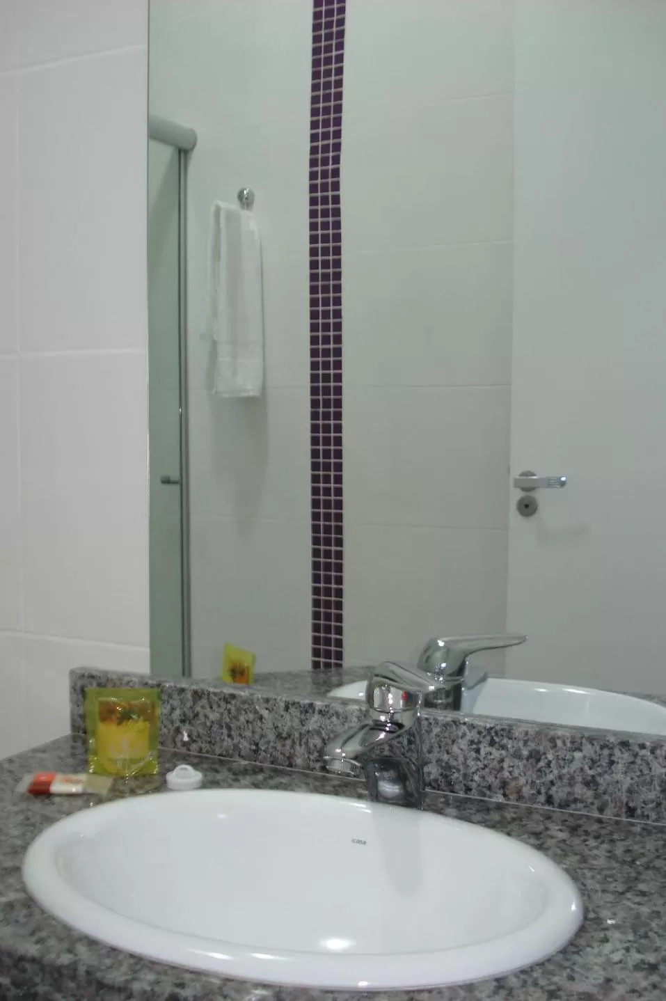 Bathroom in Brisa Parque Hotel