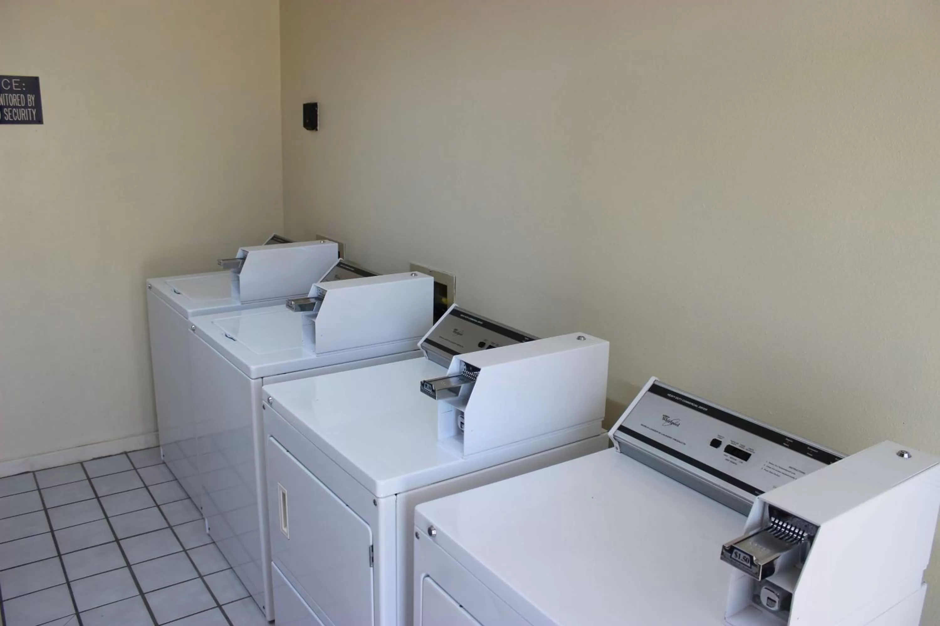 laundry in Best Western Jacksonville near Little Rock Air Force Base