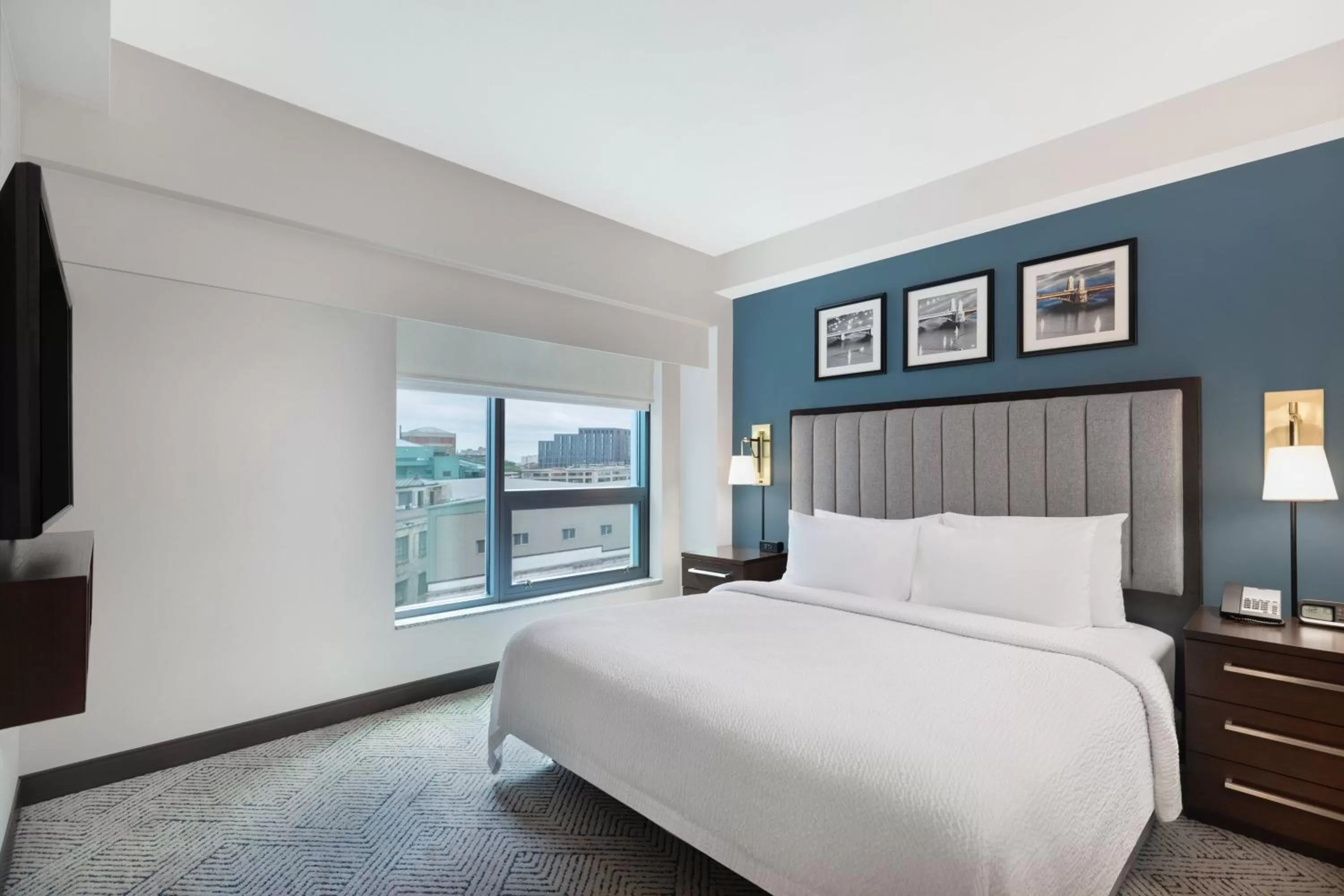 Bedroom, Bed in Residence Inn by Marriott Boston Back Bay/Fenway