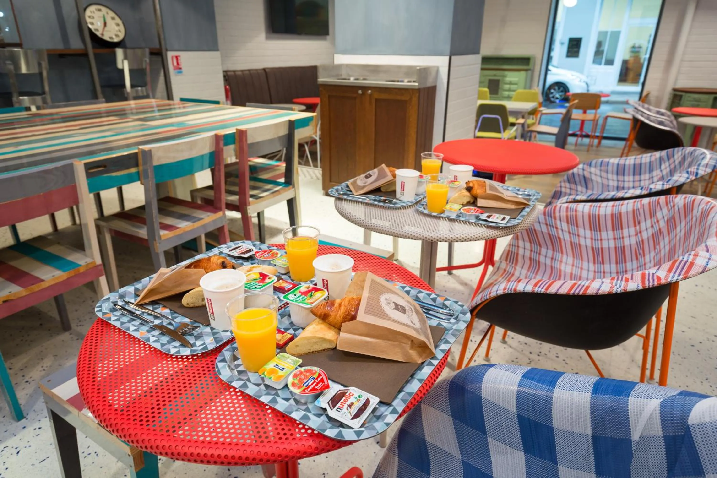 Buffet breakfast, Food in Hôtel Ozz by Happyculture