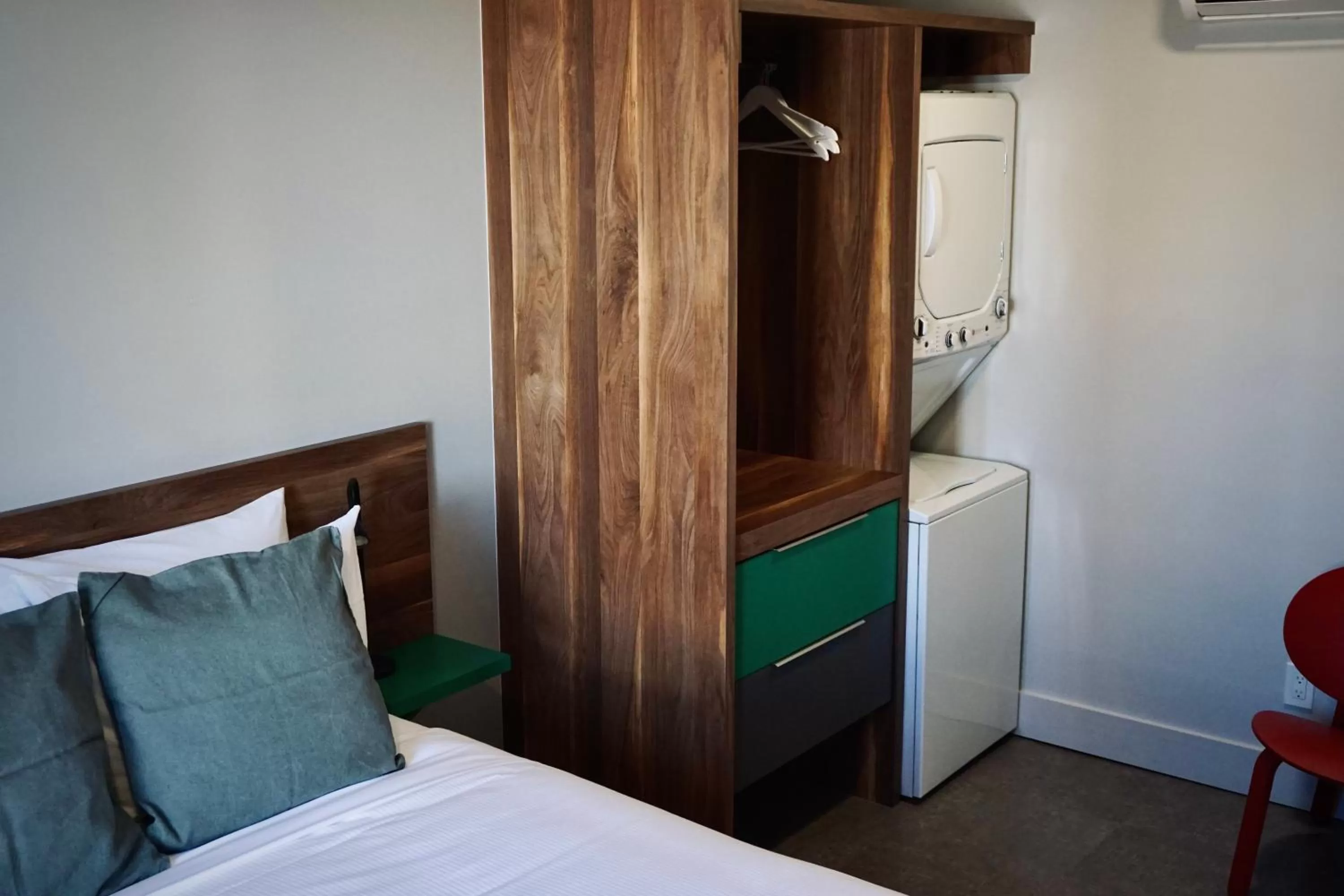 Bed in Morel Executive Suites