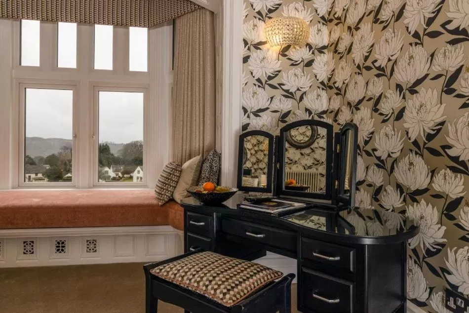 Seating area, Bed in Applegarth Villa Hotel & Restaurant (Adult Only)