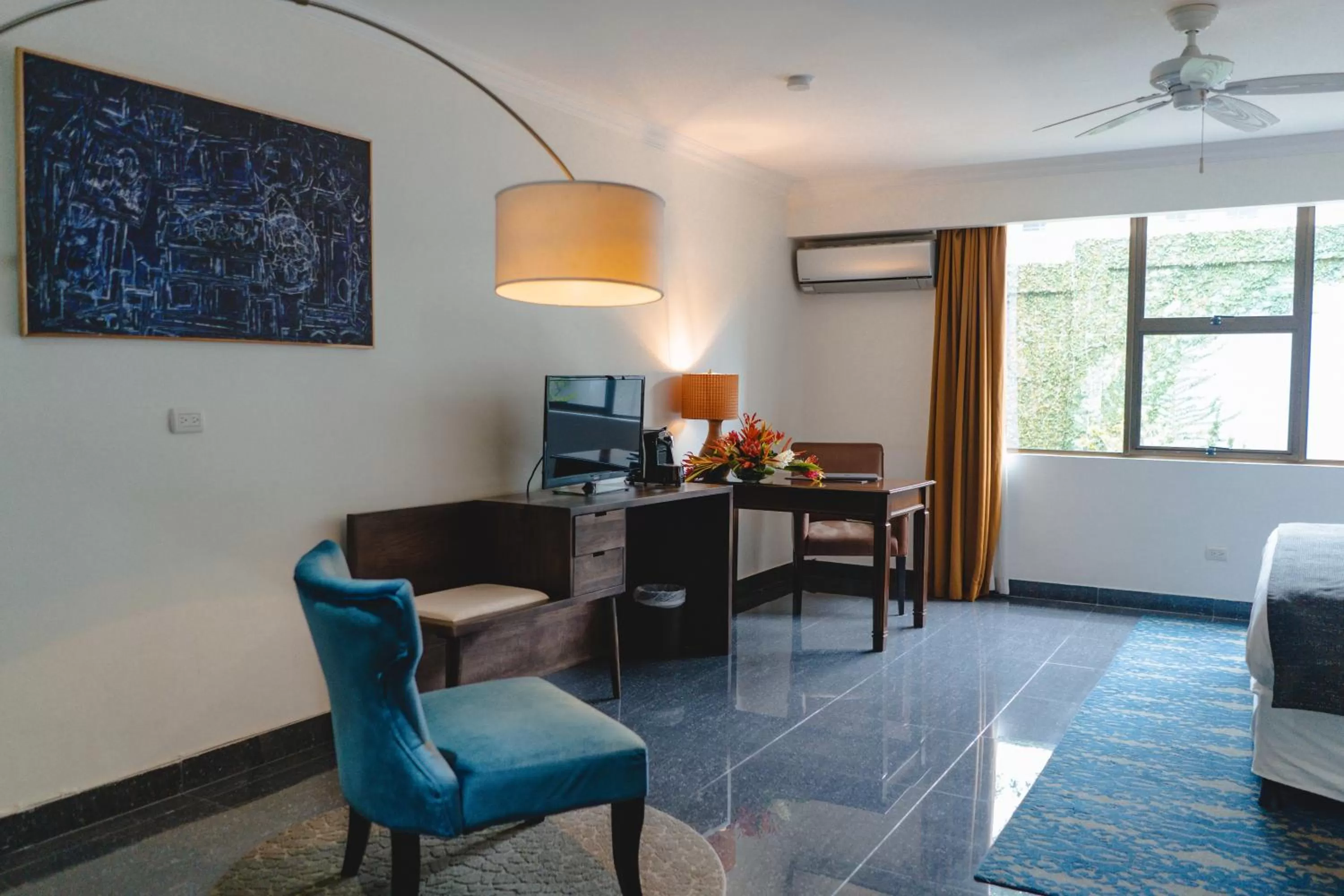 Living room in KC Hotel San Jose