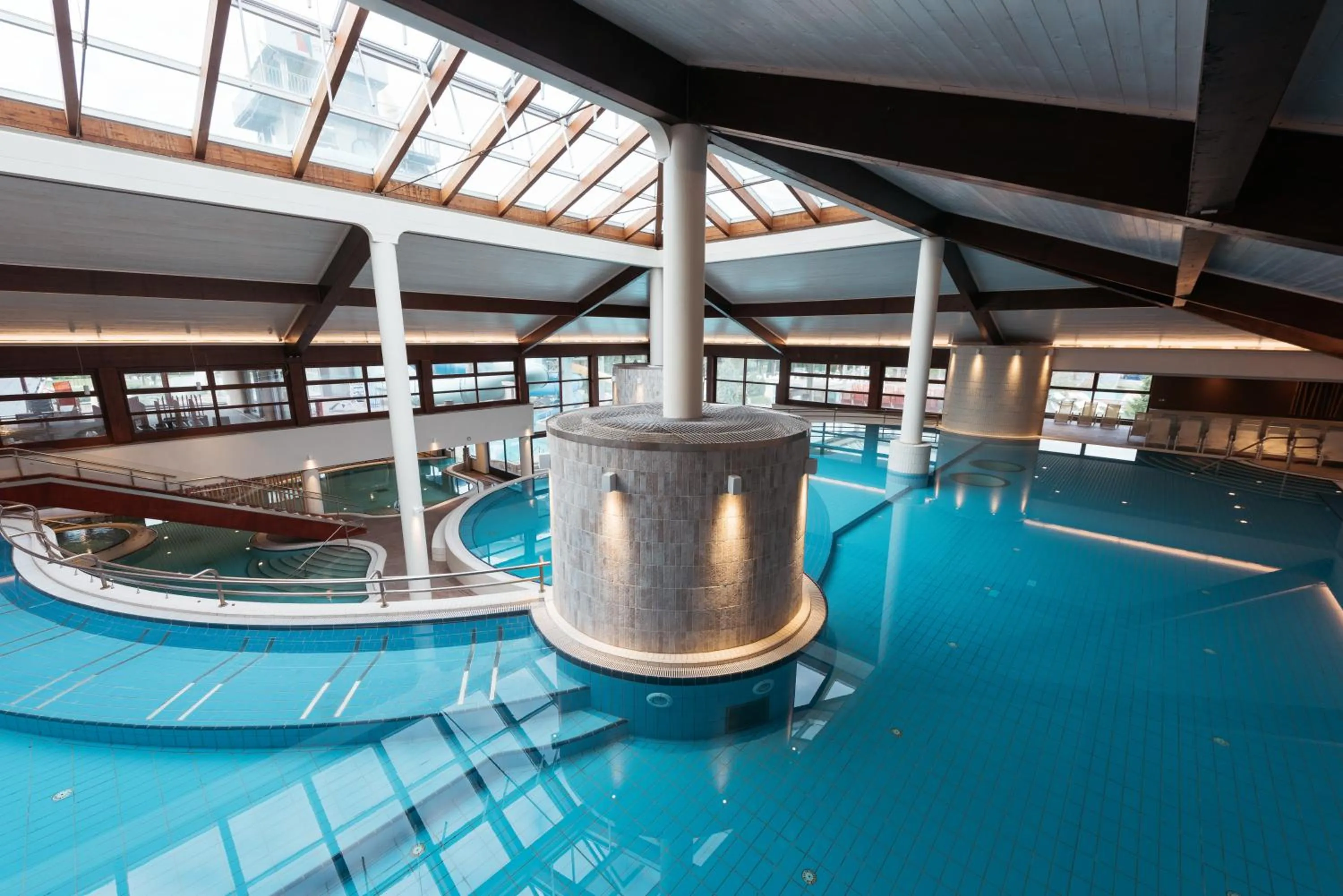 Swimming pool in Hotel Ajda - Terme 3000 - Sava Hotels & Resorts