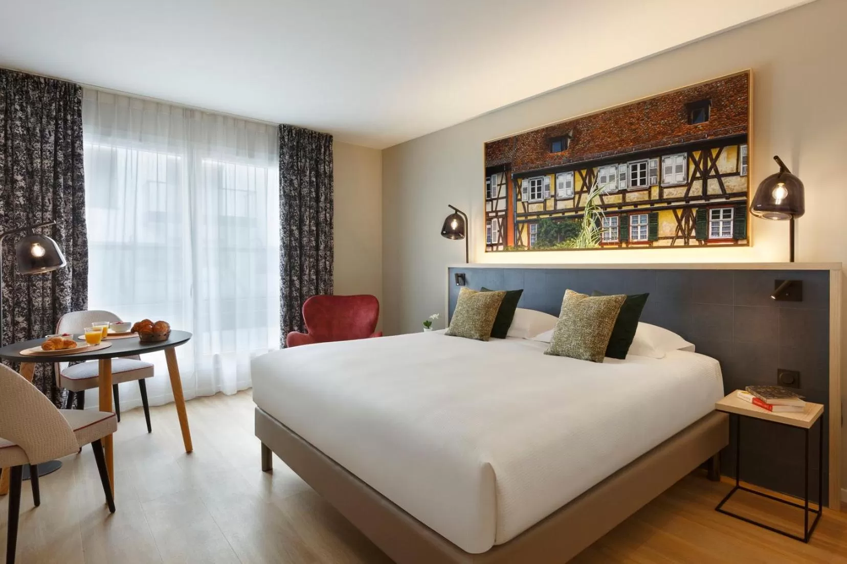 Bed in Citadines Eurometropole Strasbourg