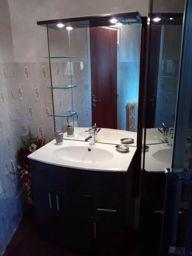 Property building in Le Robinson