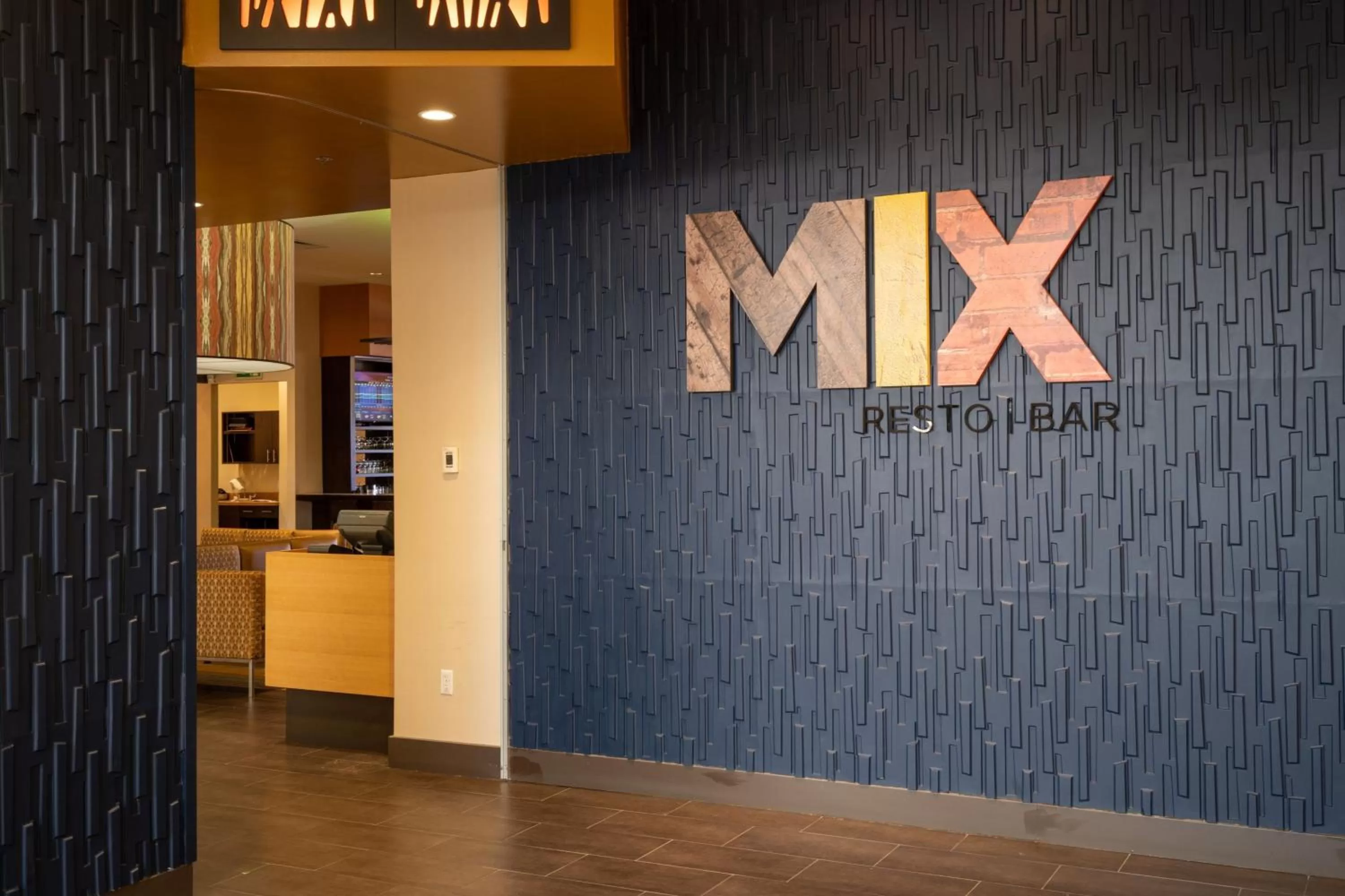 Lounge or bar in Delta Hotels by Marriott Saint John