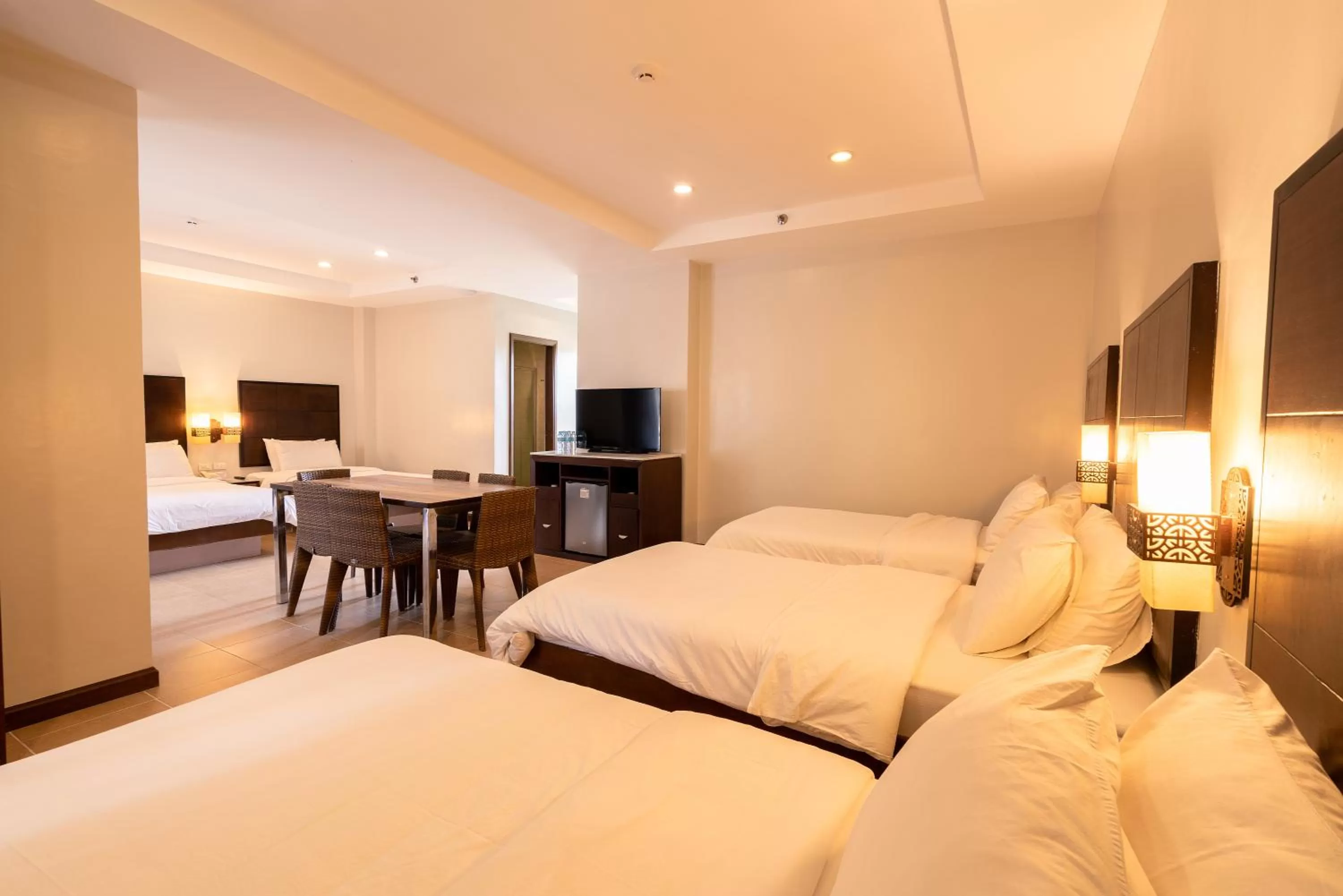 Bed in MO2 Lagoon Coron