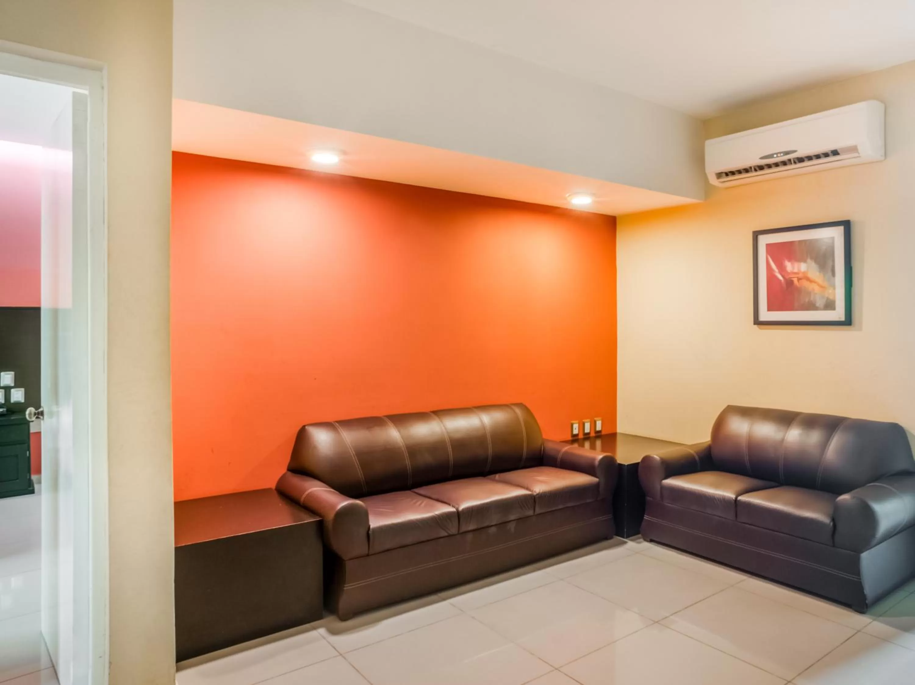Seating area in Veracruz Suites Hotel