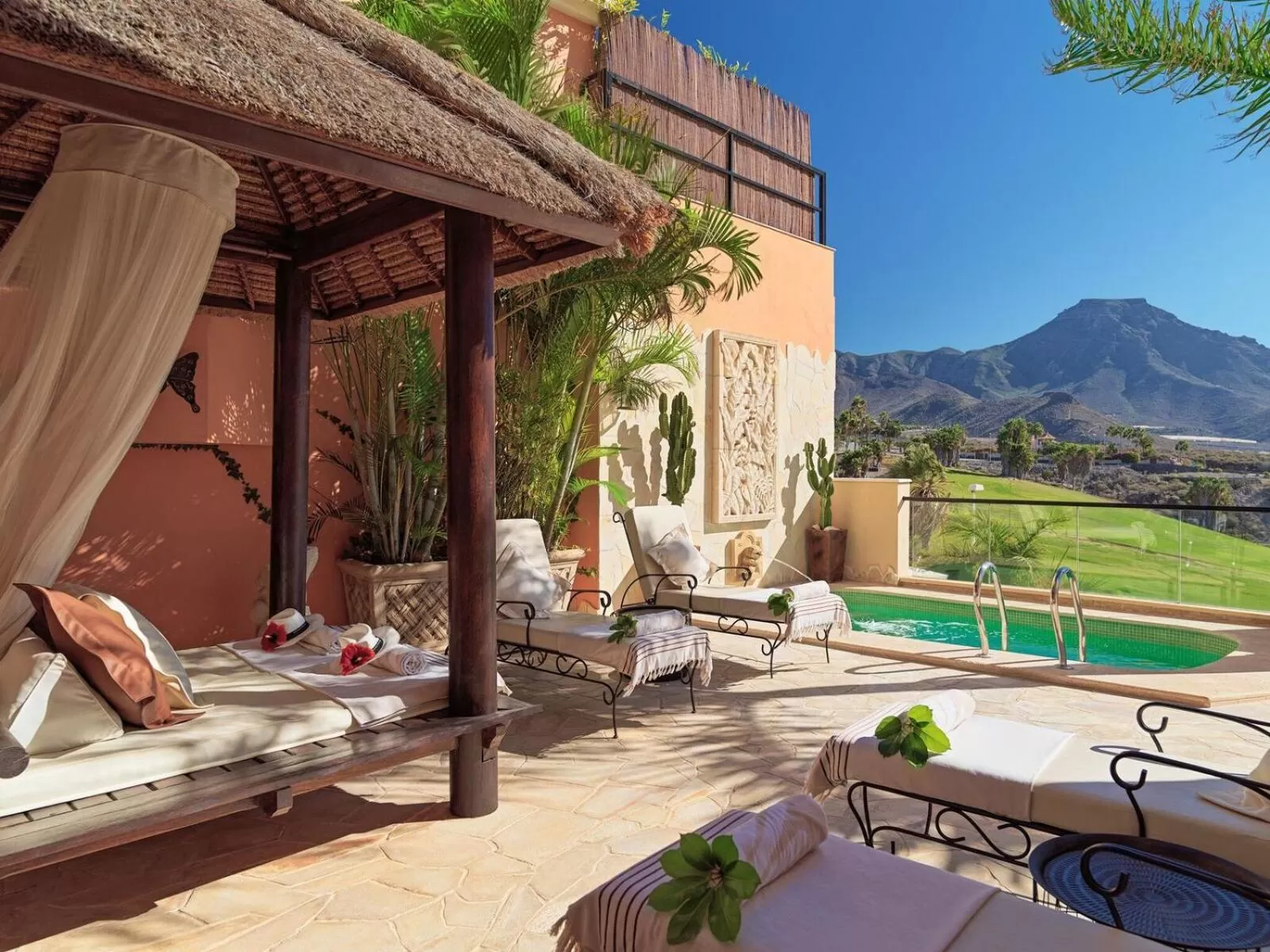 Balcony/Terrace in Royal Garden Villas, Luxury Hotel