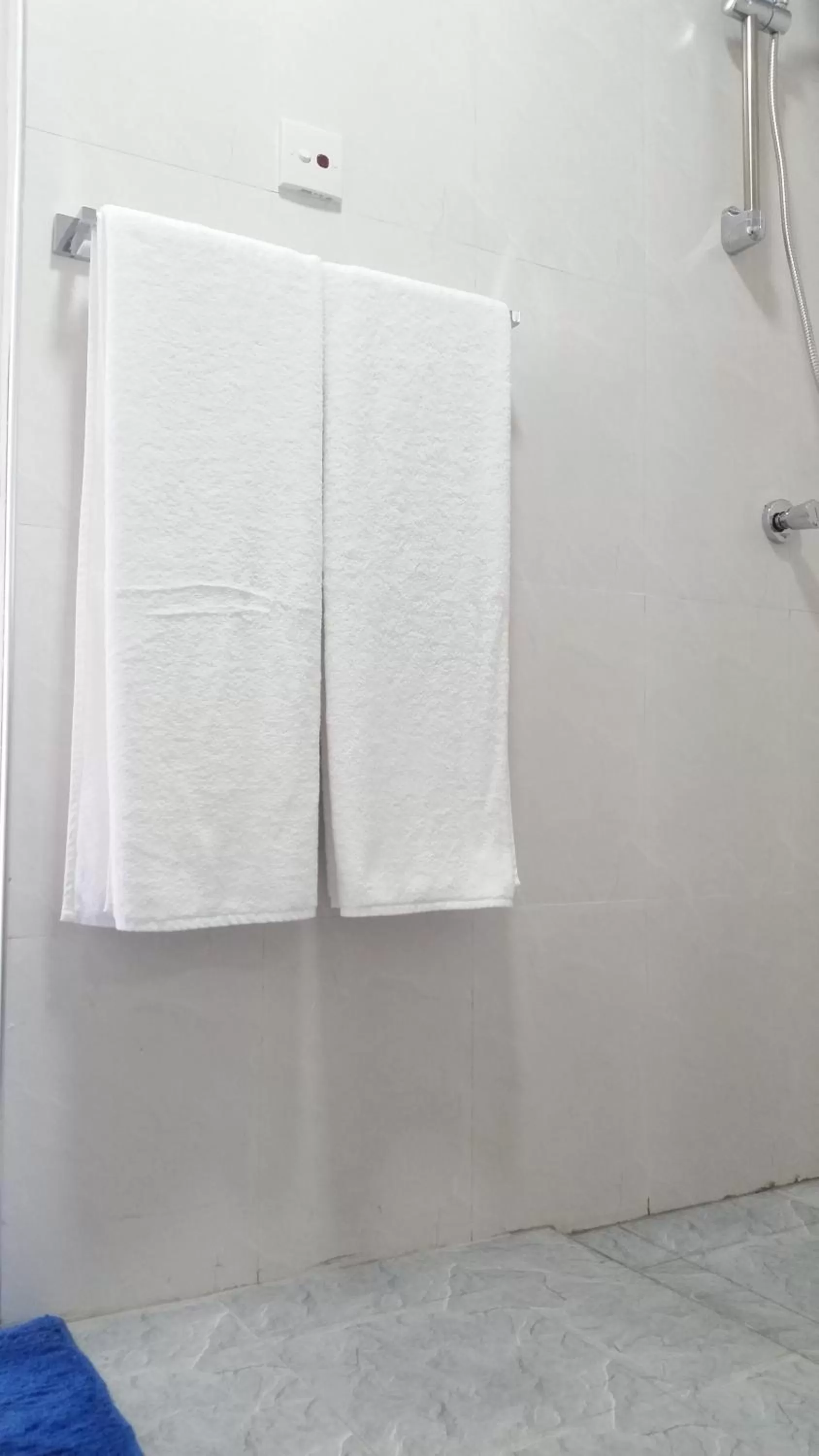 Bathroom in Mahaweli View Inn Kandy