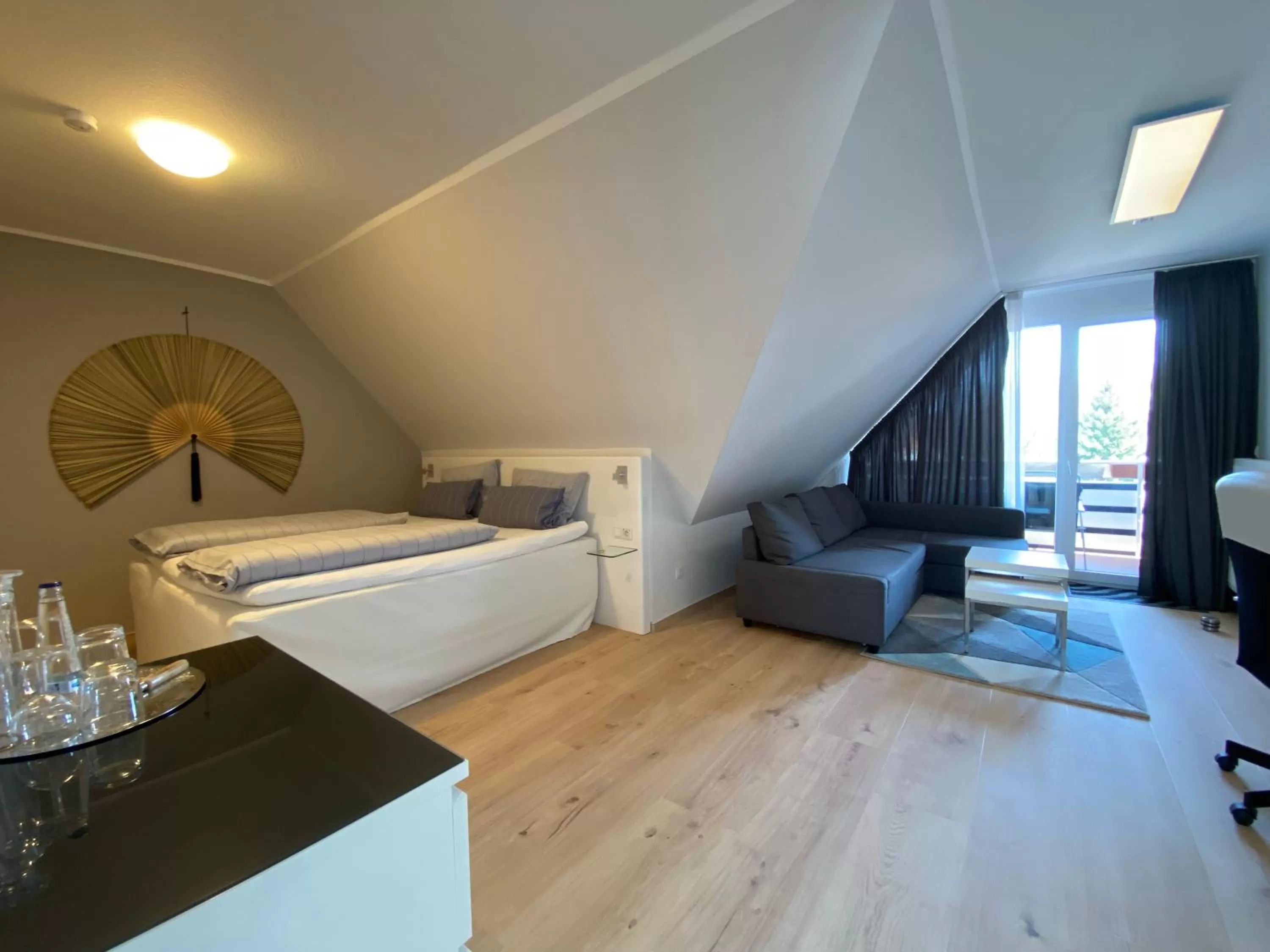 Photo of the whole room, Bed in Hotel zur Bever