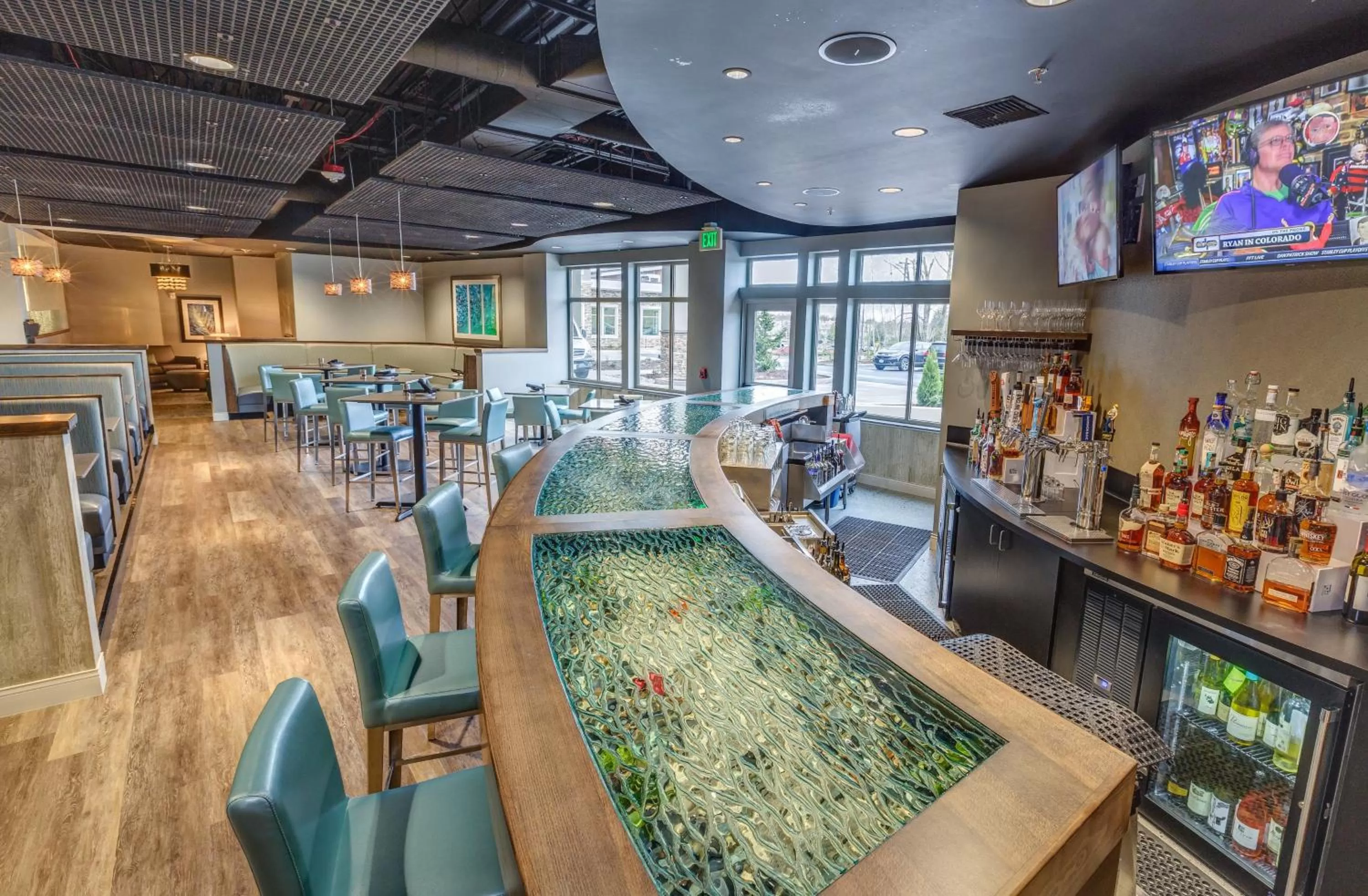 Restaurant/places to eat in Holiday Inn & Suites Bellingham by IHG