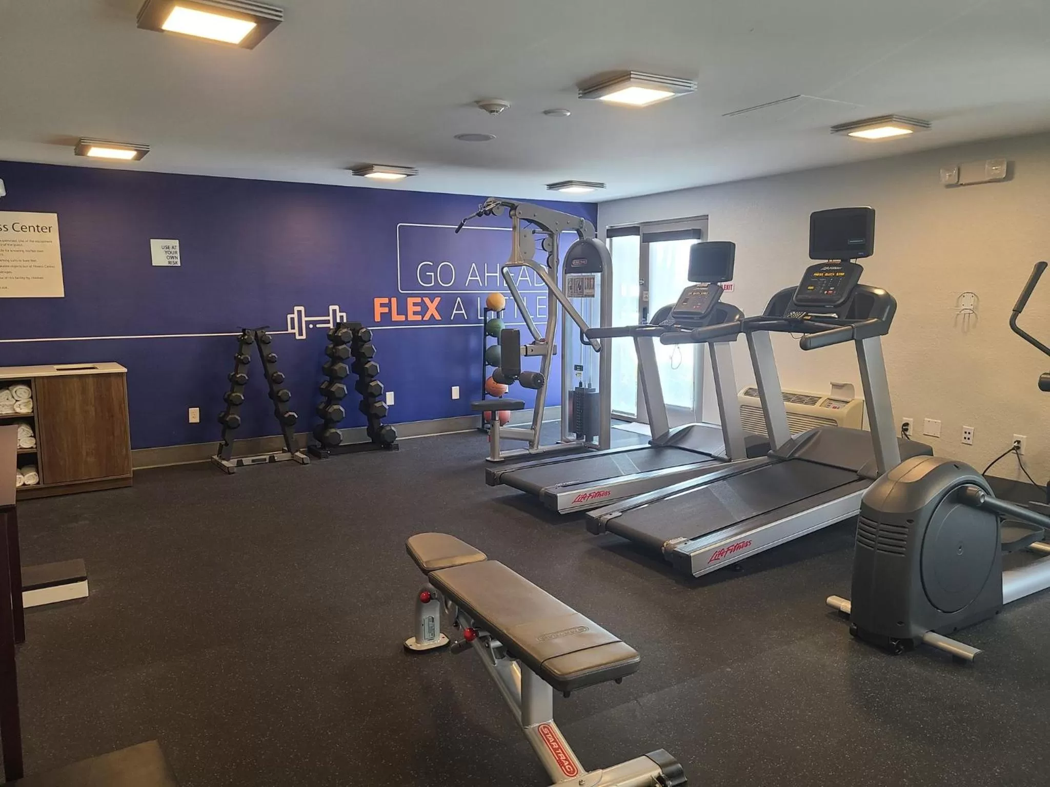 Fitness centre/facilities in Holiday Inn Express Fort Lauderdale North - Executive Airport by IHG