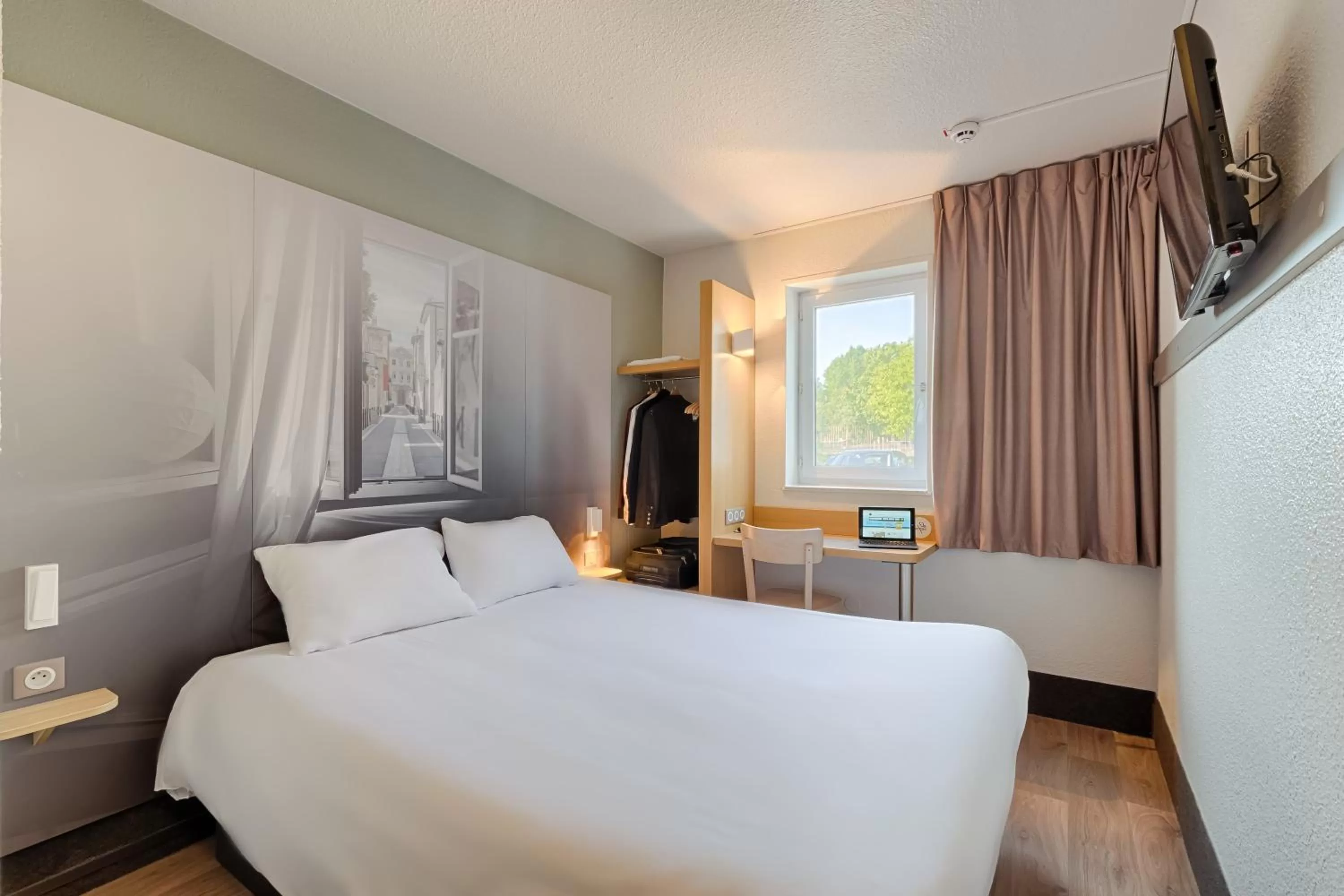 Double Room in B&B HOTEL Aix-en-Provence Pont de l'Arc