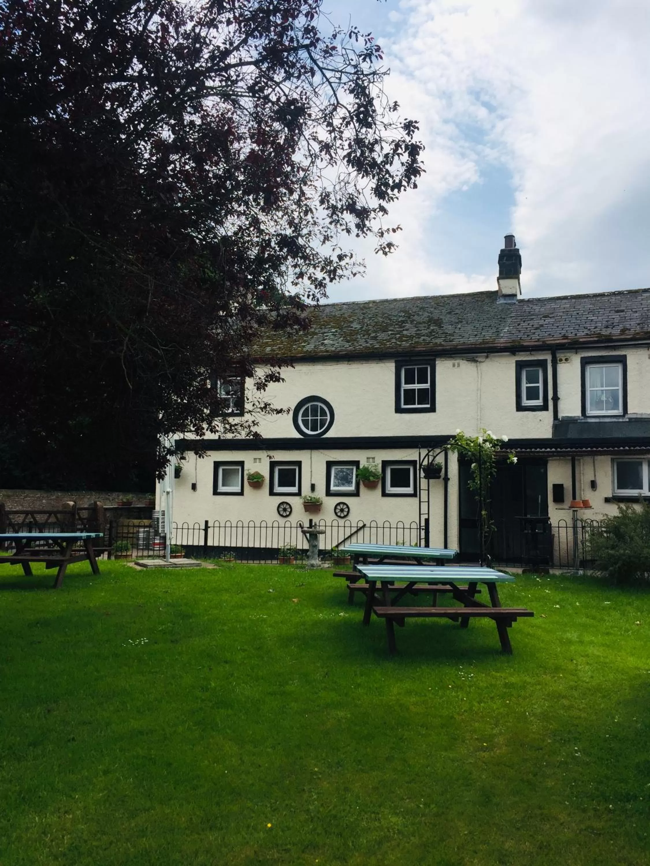 Property Building in The Globe Inn
