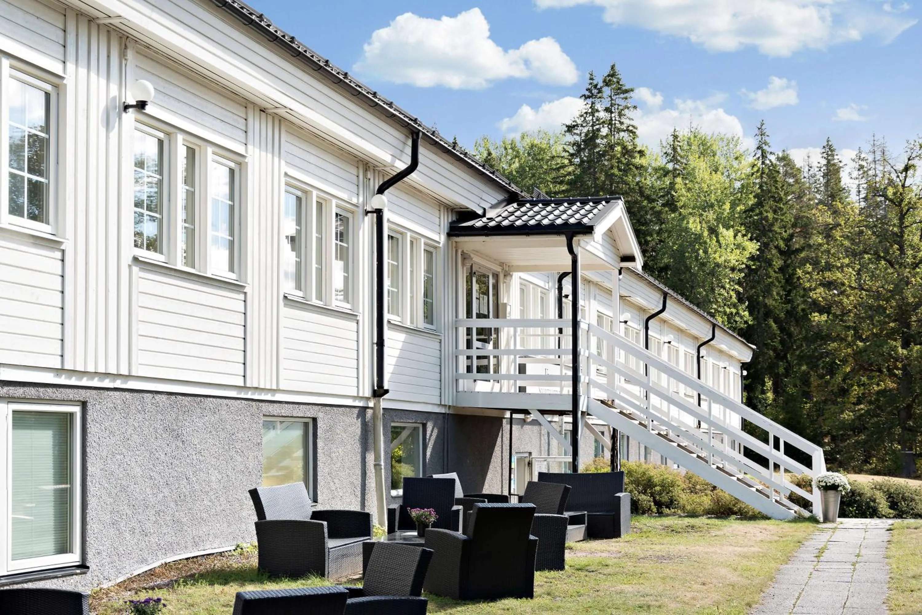 Property building in Sure Hotel by Best Western Vilsta Sporthotell