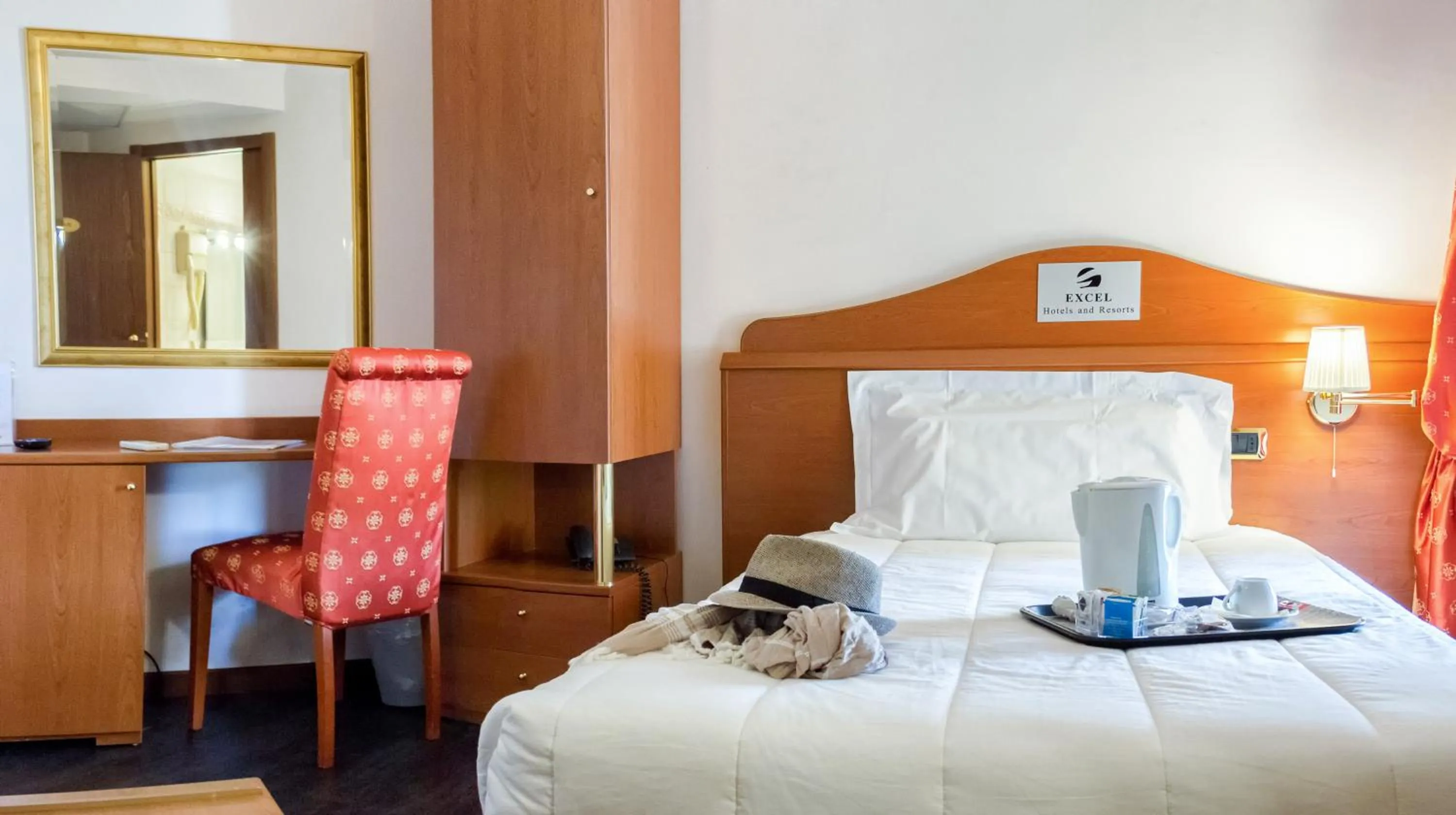 Photo of the whole room in Excel Hotel Roma Ciampino