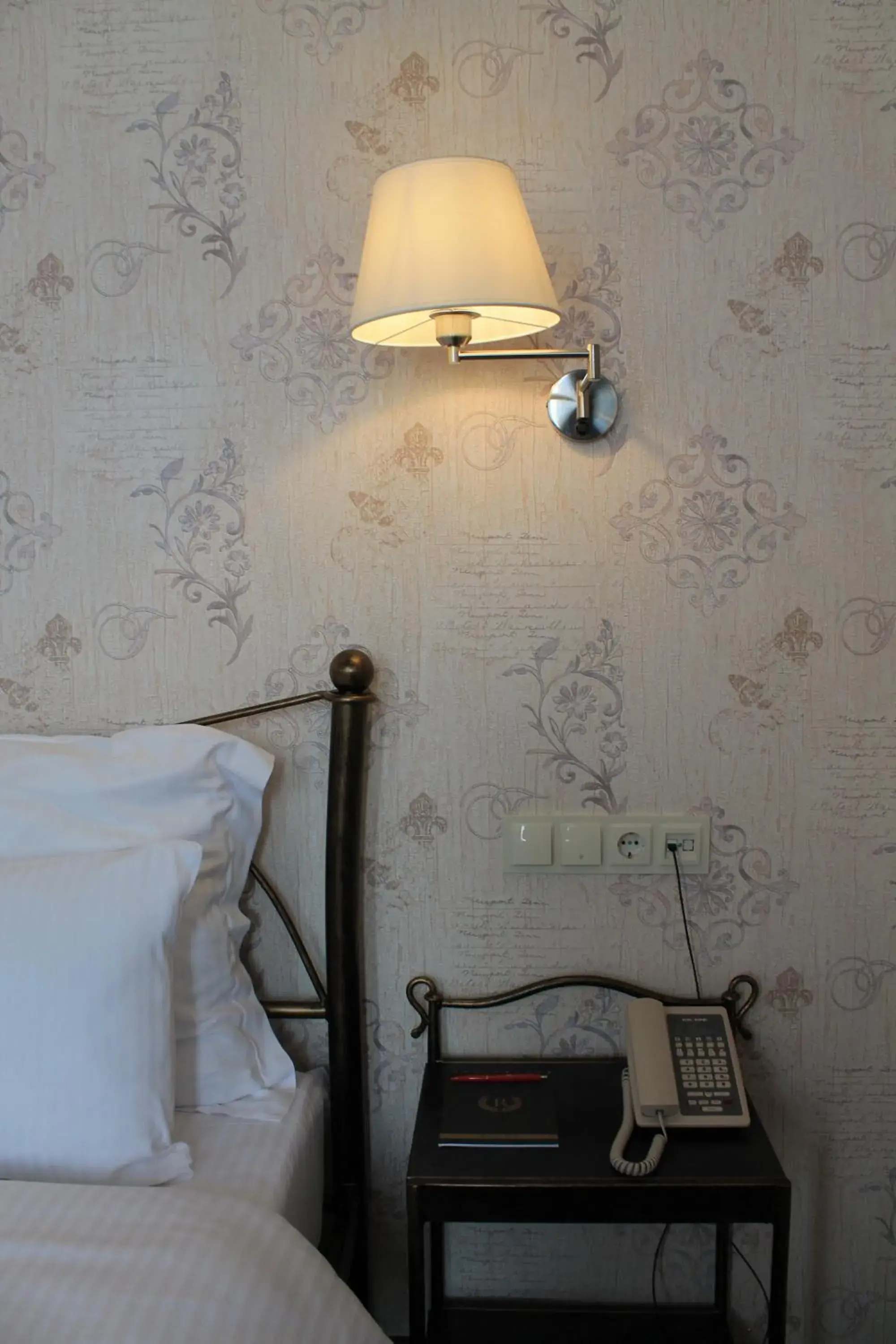 Deluxe Junior Suite in Redline Hotel Deluxe Junior Suite in Redline Hotel