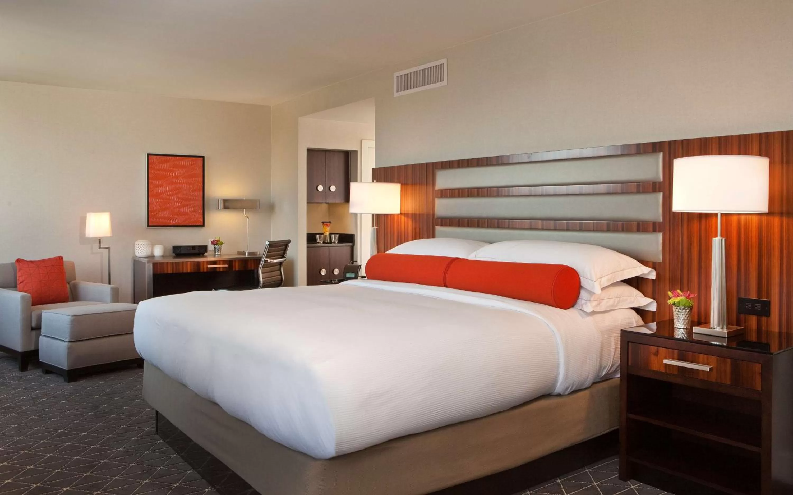 Bedroom, Bed in Hilton Nashville Downtown