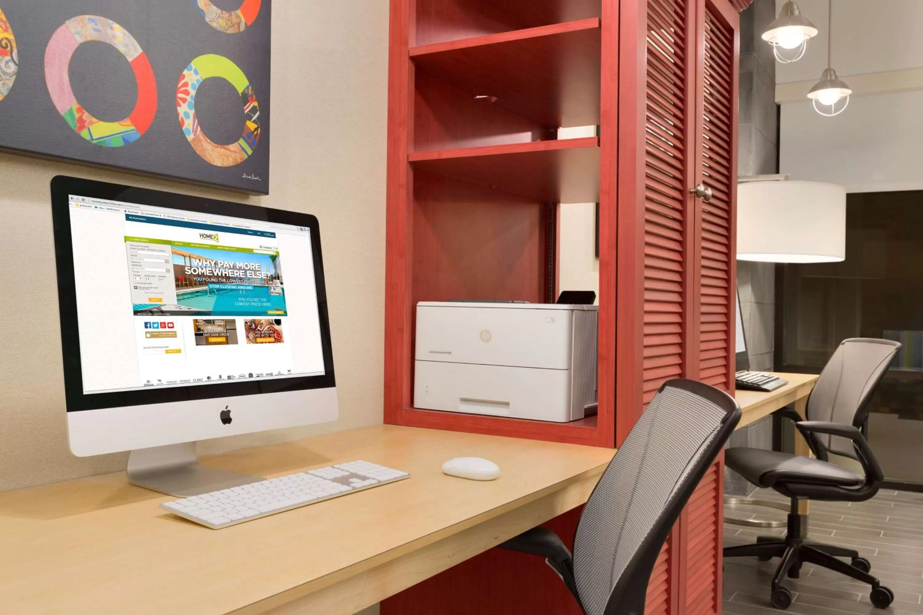 TV and multimedia in Home2 Suites By Hilton La Crosse