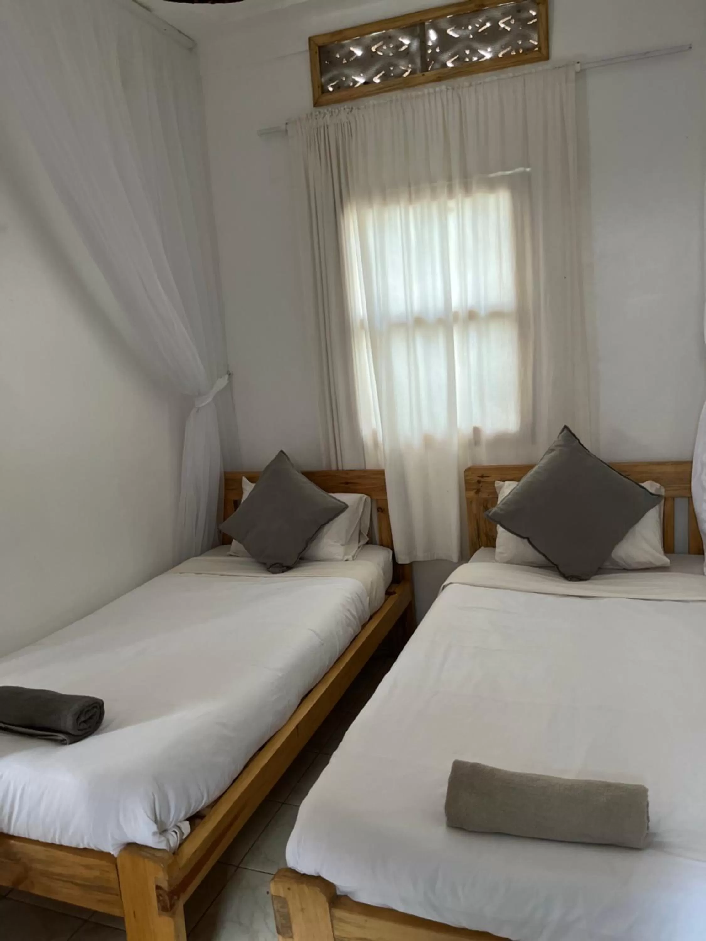 Bedroom, Bed in 30 Wilson