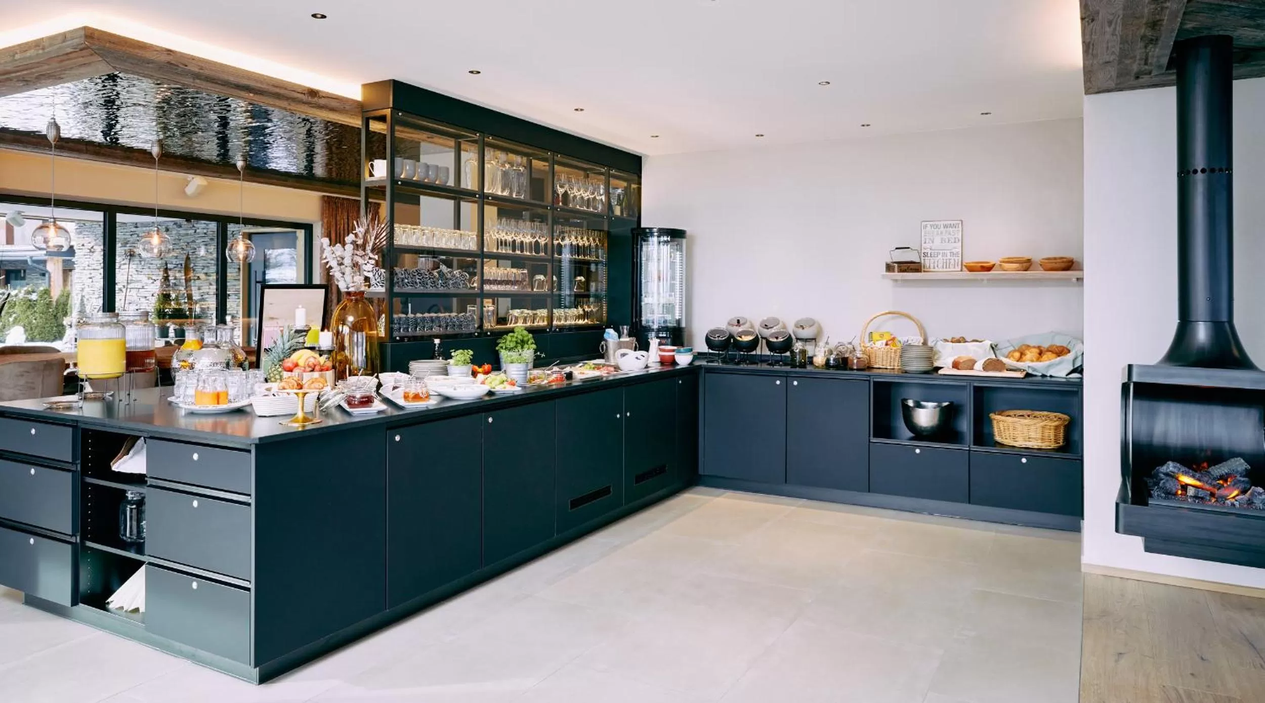 Buffet breakfast in Home suite home