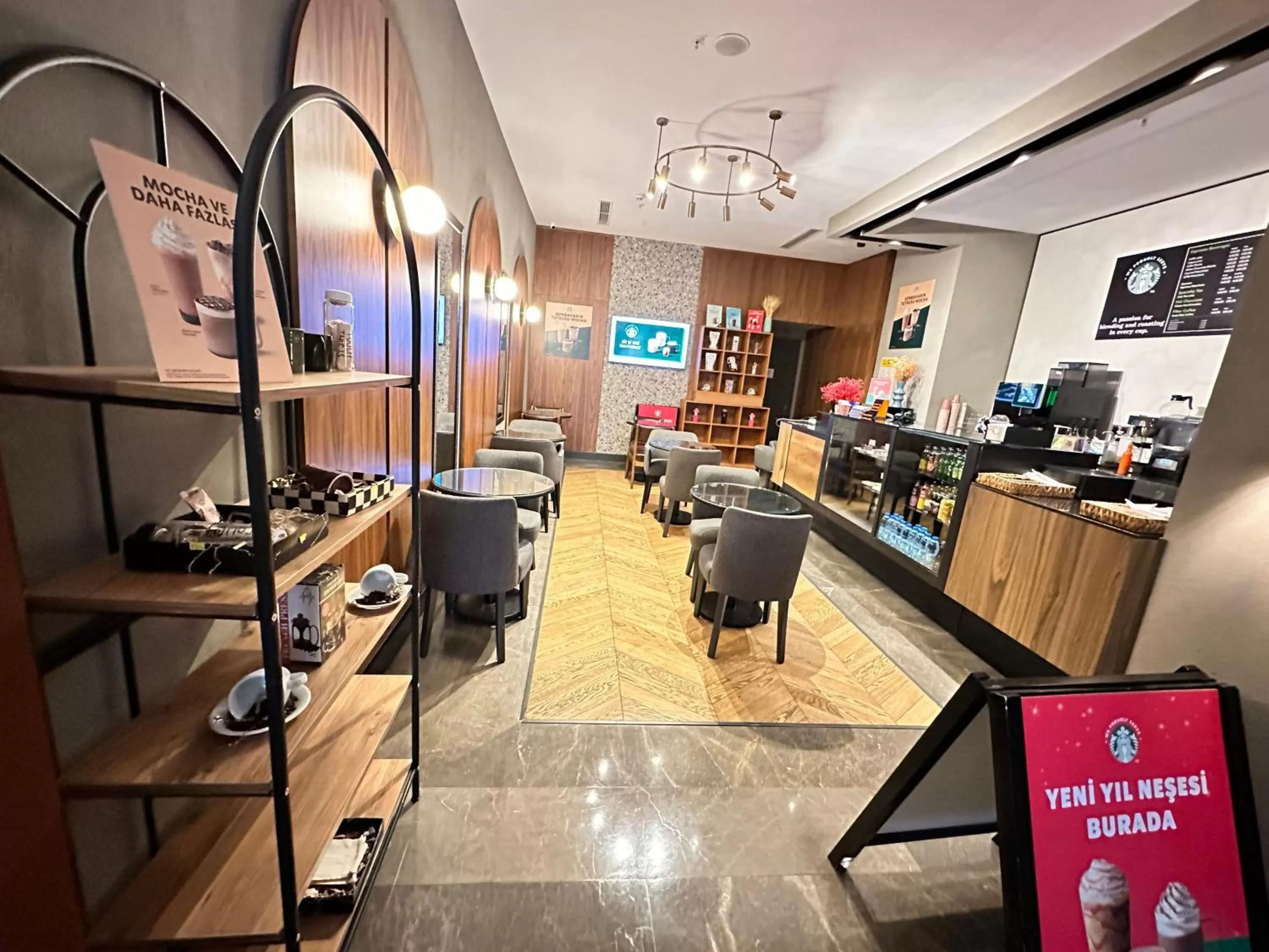 Coffee/tea facilities in Edition Old City Hotel