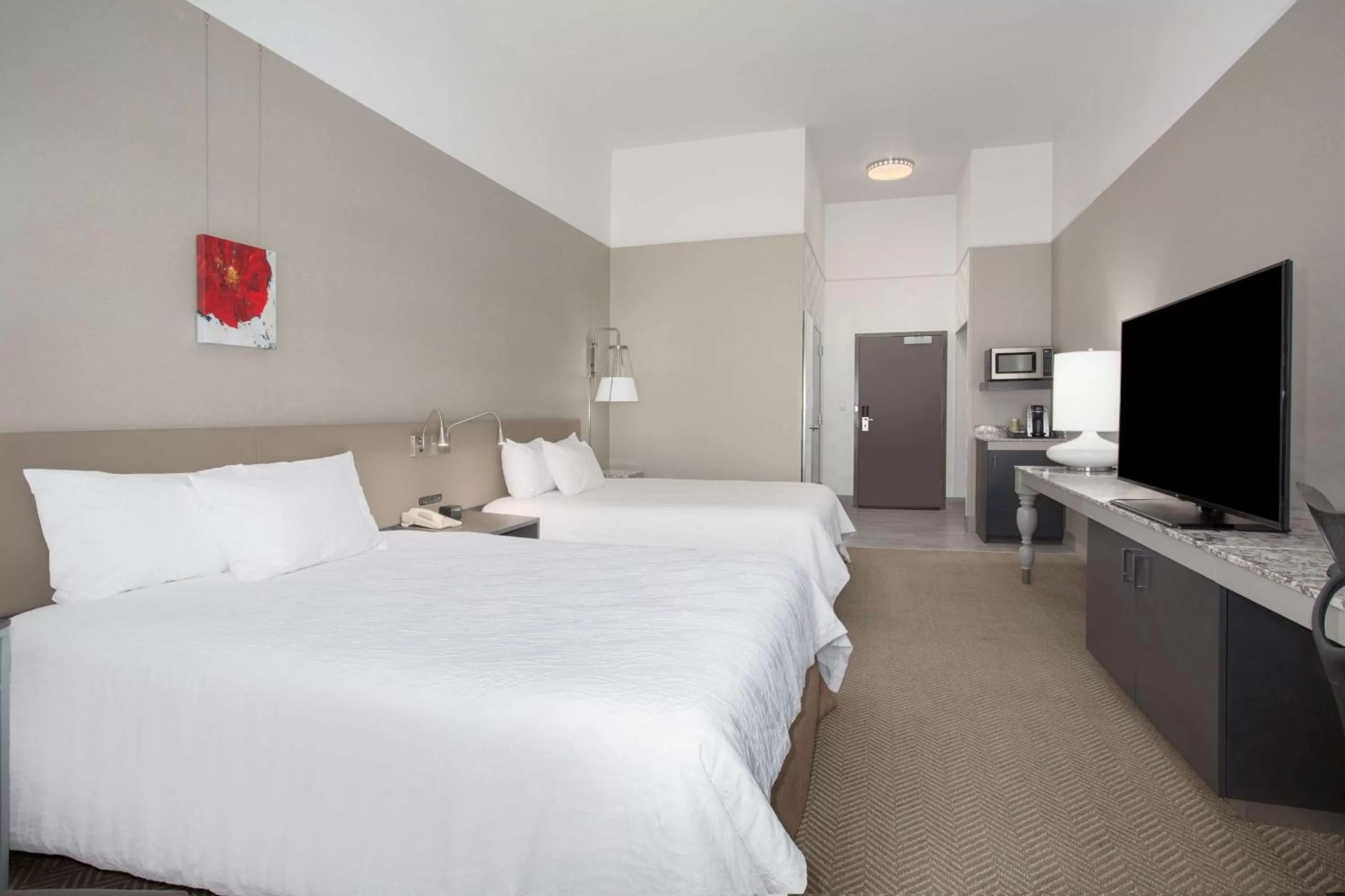 King Room with Roll-In Shower - Disability Access in Hilton Garden Inn Salt Lake City/Layton