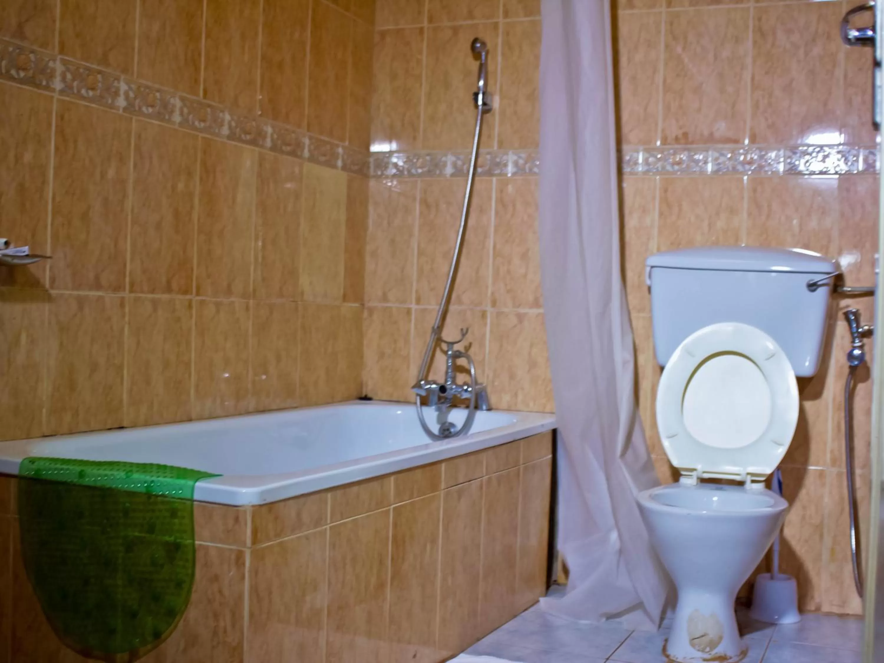 Bathroom in Al-Nisaa Hotel and Spa