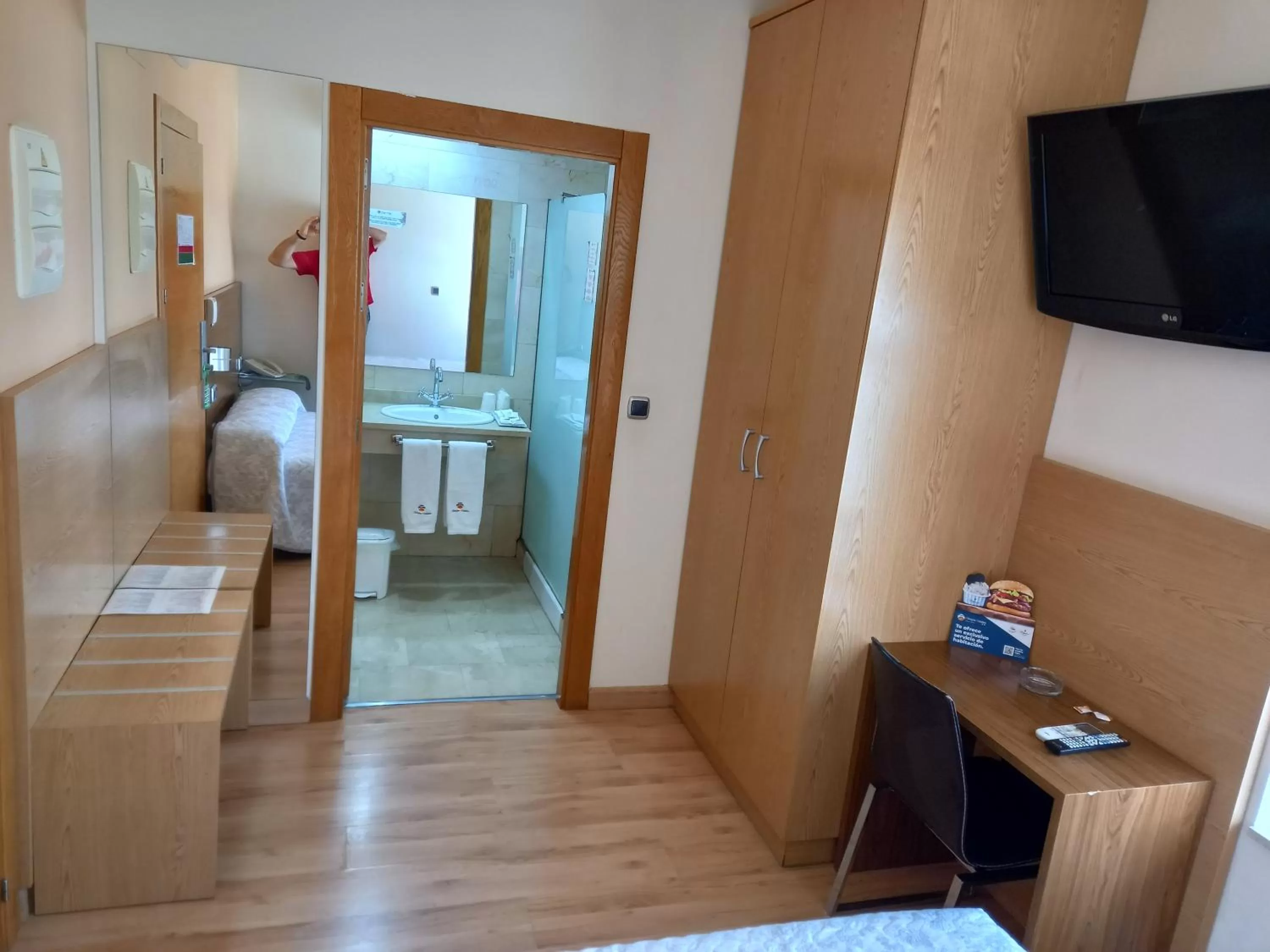 Photo of the whole room in Olimpia Hoteles