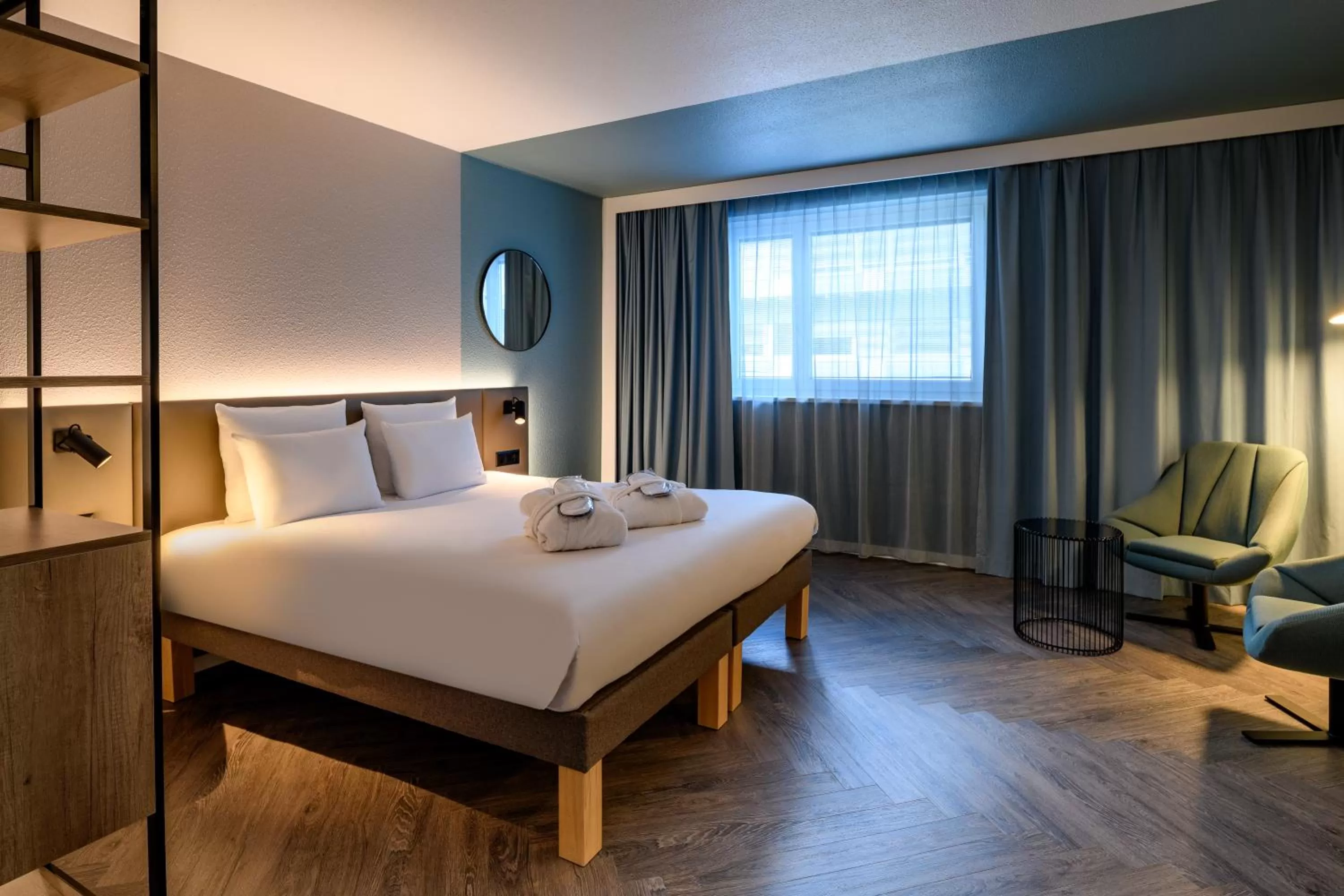 Bed in Novotel Zurich City West