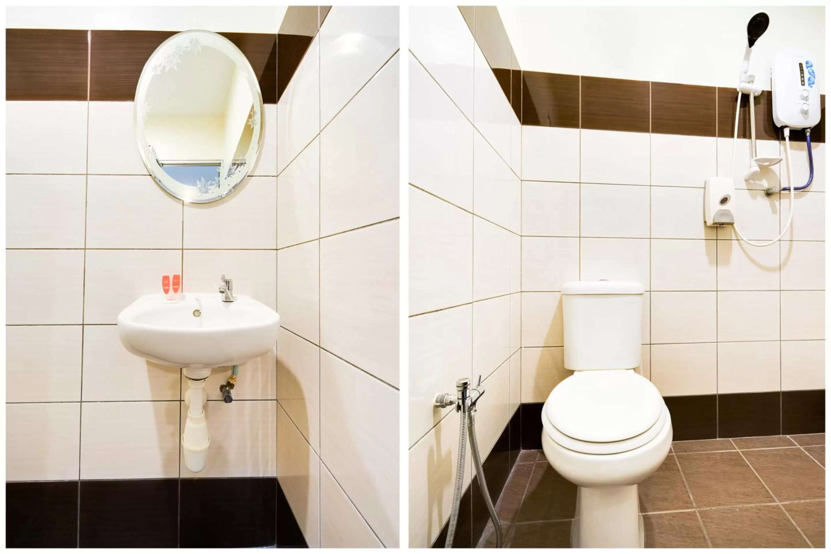 Bathroom in OYO 44053 El Zahra Moda Alor Setar