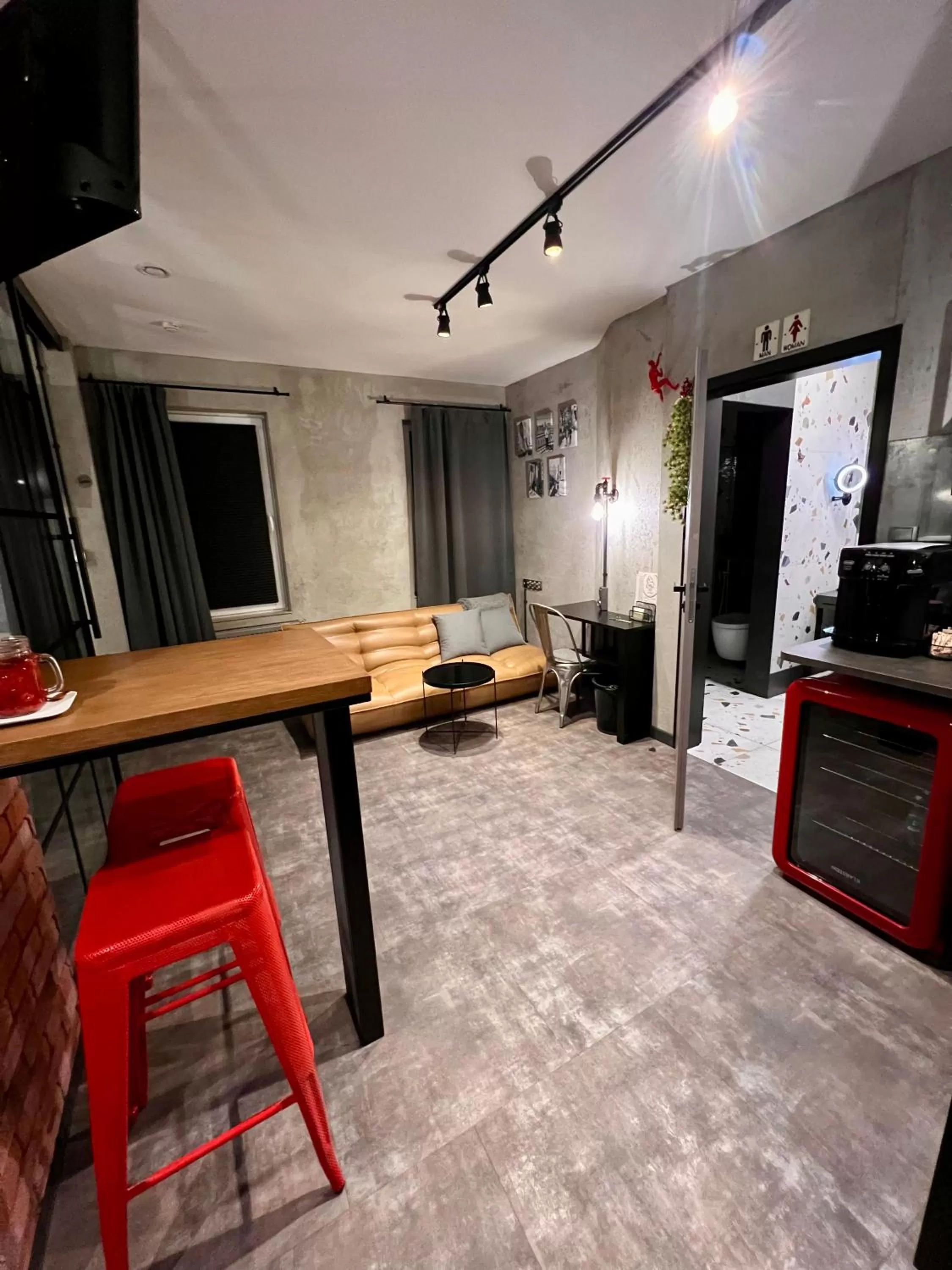 Kitchen or kitchenette in Global Home - Aparthotel - No Contact Check In