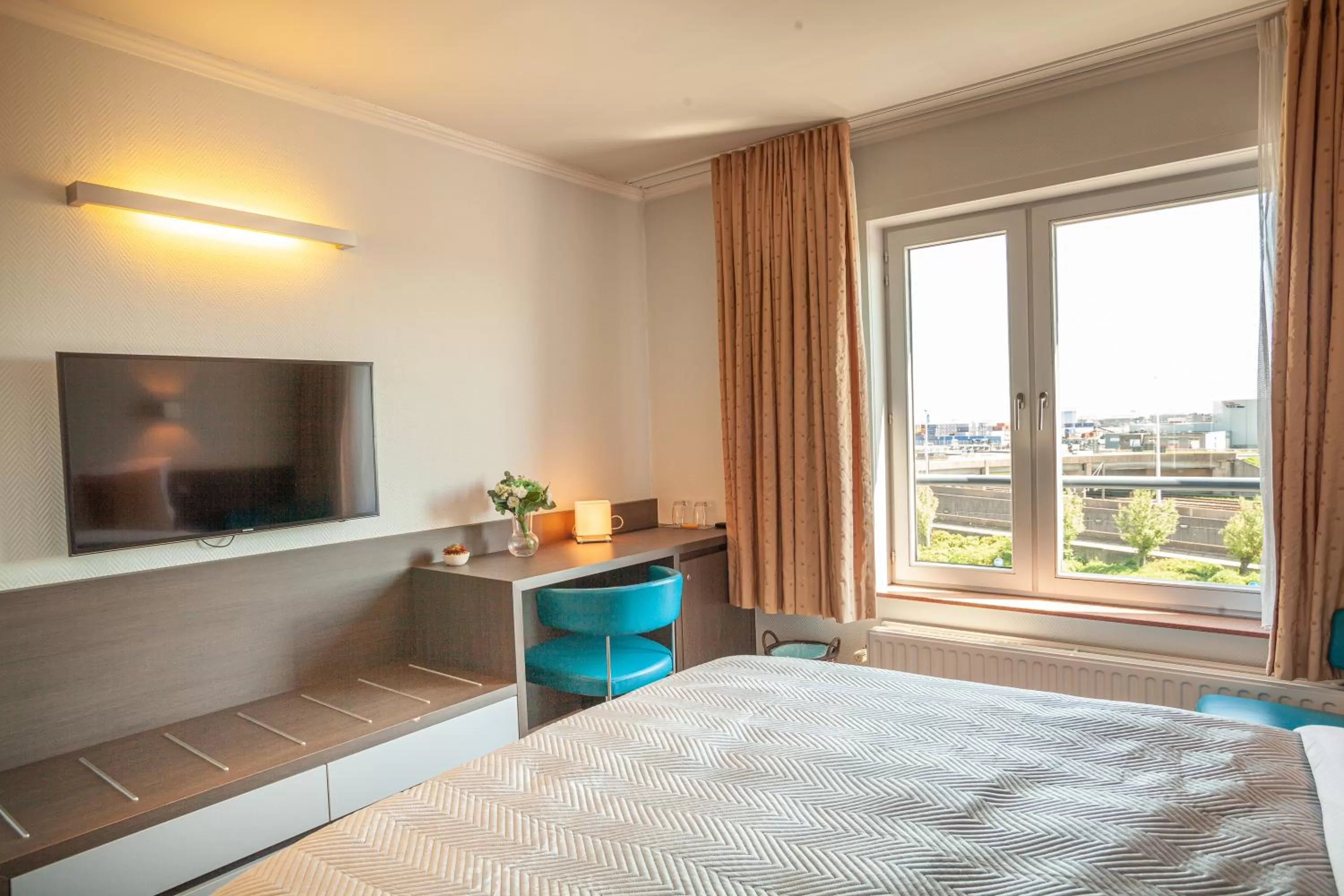 Photo of the whole room, Bed in Hotel Monaco Zeebrugge Beach by Rikas Hotels